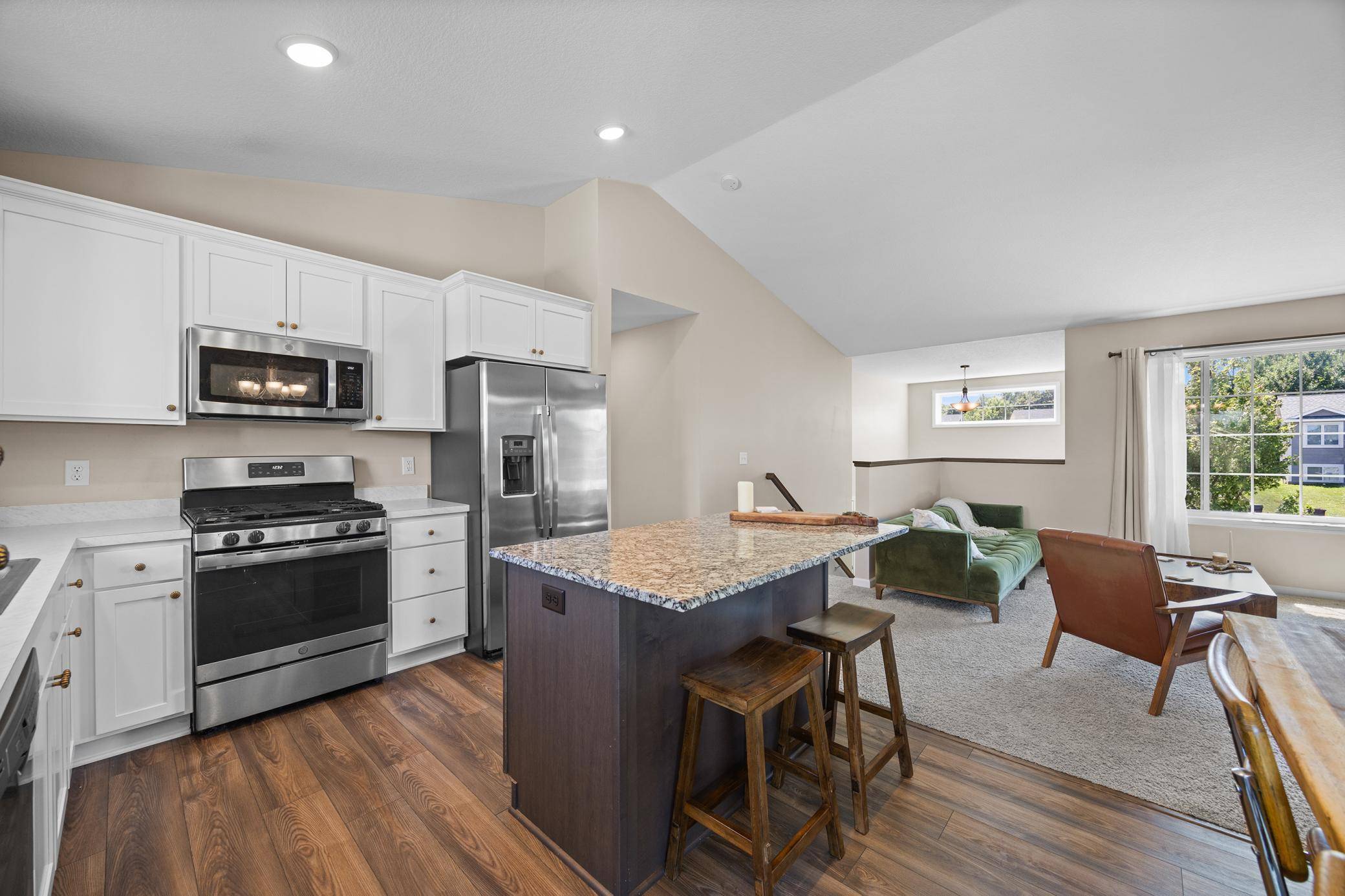 366 66th ST SW, Waverly, MN 55390