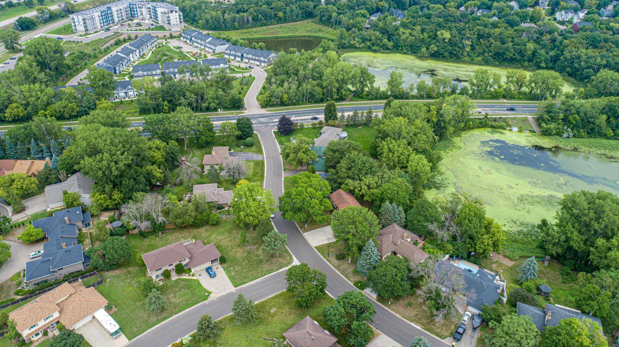 14613 Carriage LN, Burnsville, MN 55306