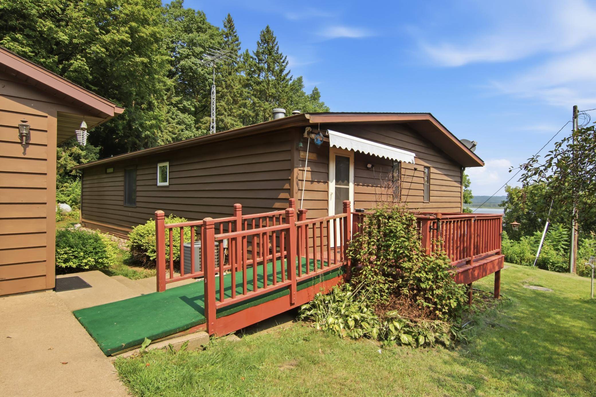22320 708th ST, Lake City, MN 55041