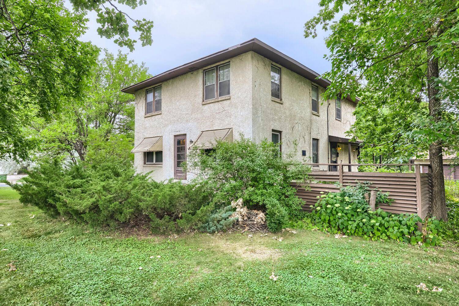 6520 Brooklyn BLVD, Brooklyn Center, MN 55429