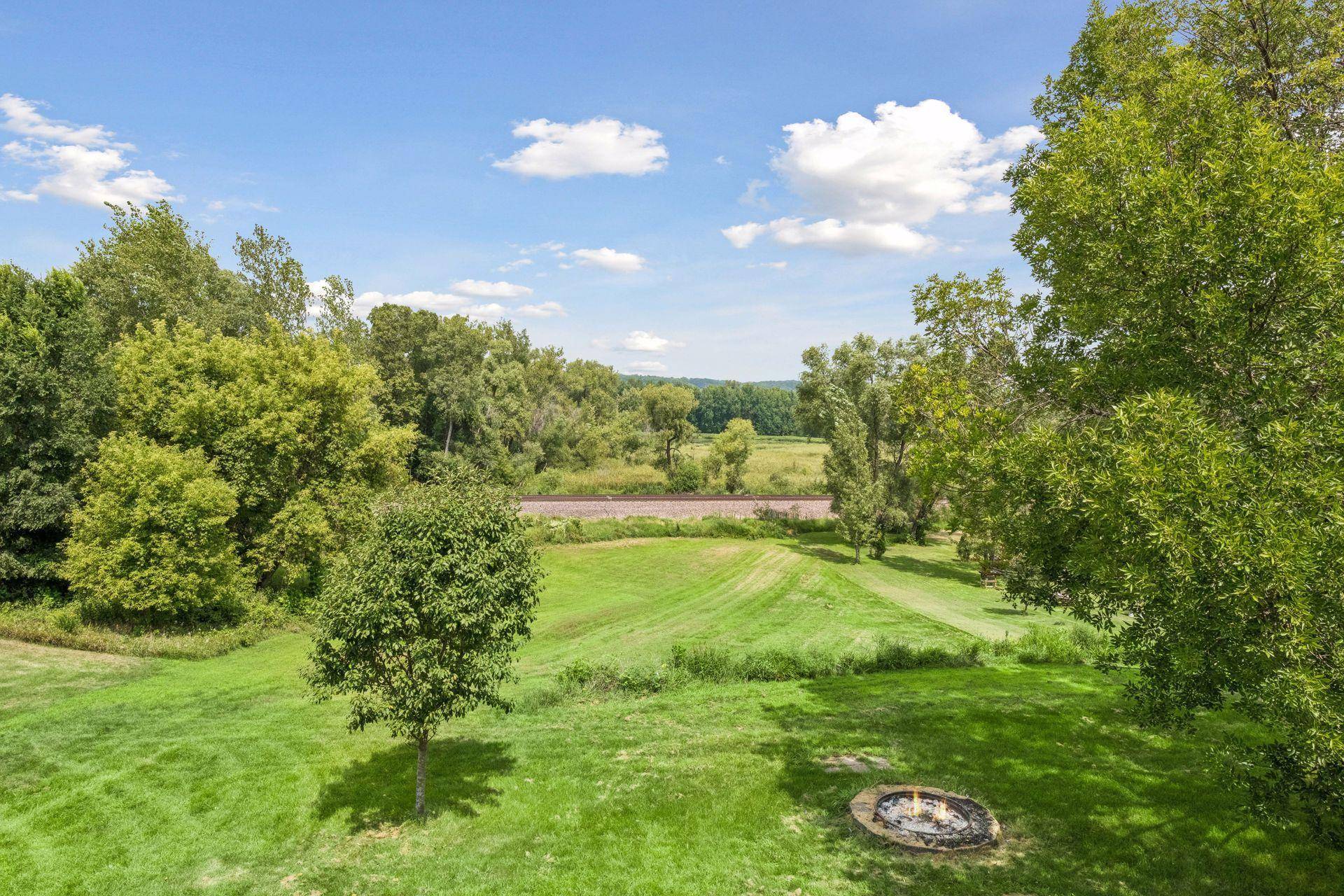 1118 W State ST, Belle Plaine, MN 56011
