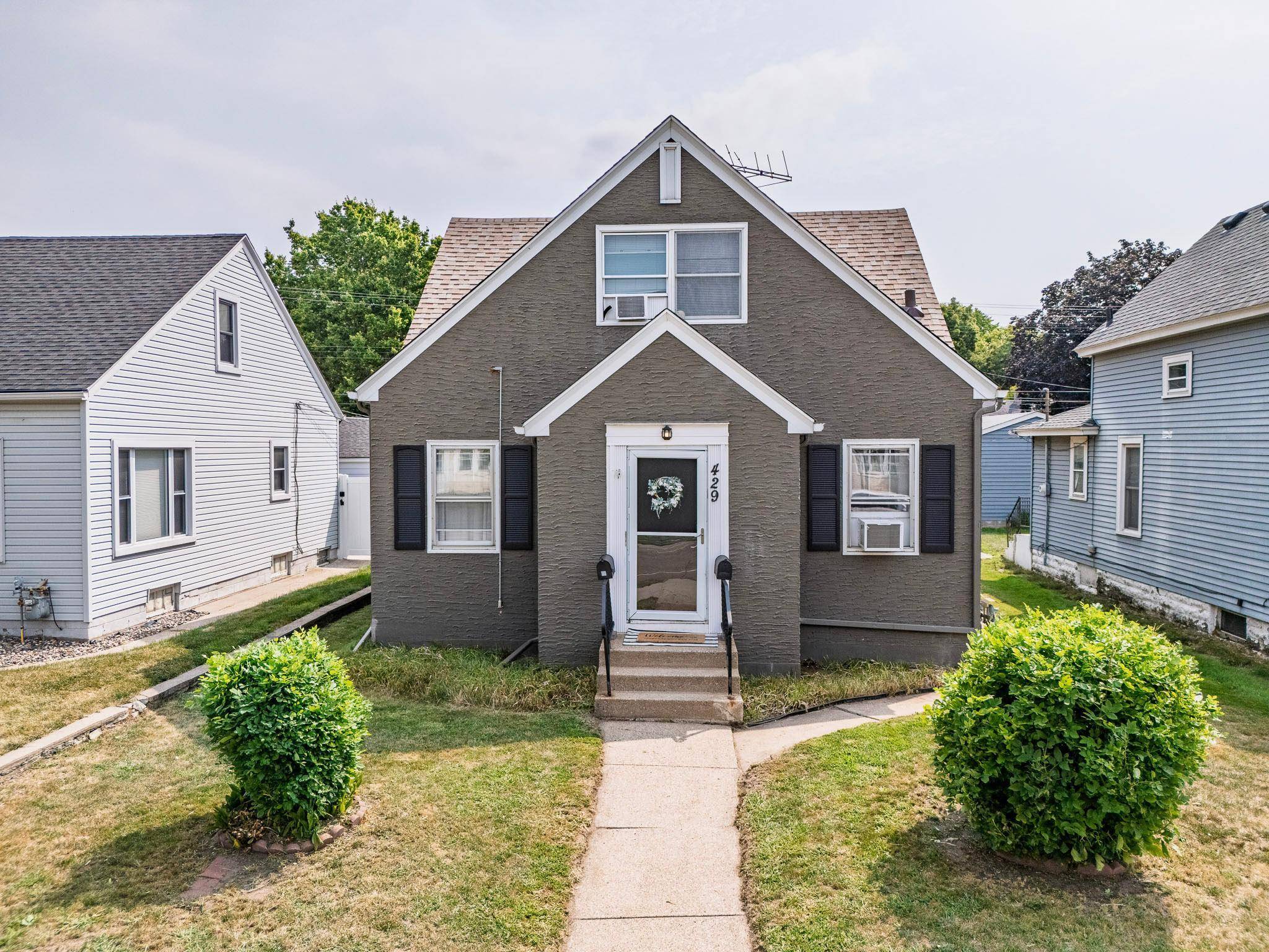 429 5th AVE S, South Saint Paul, MN 55075