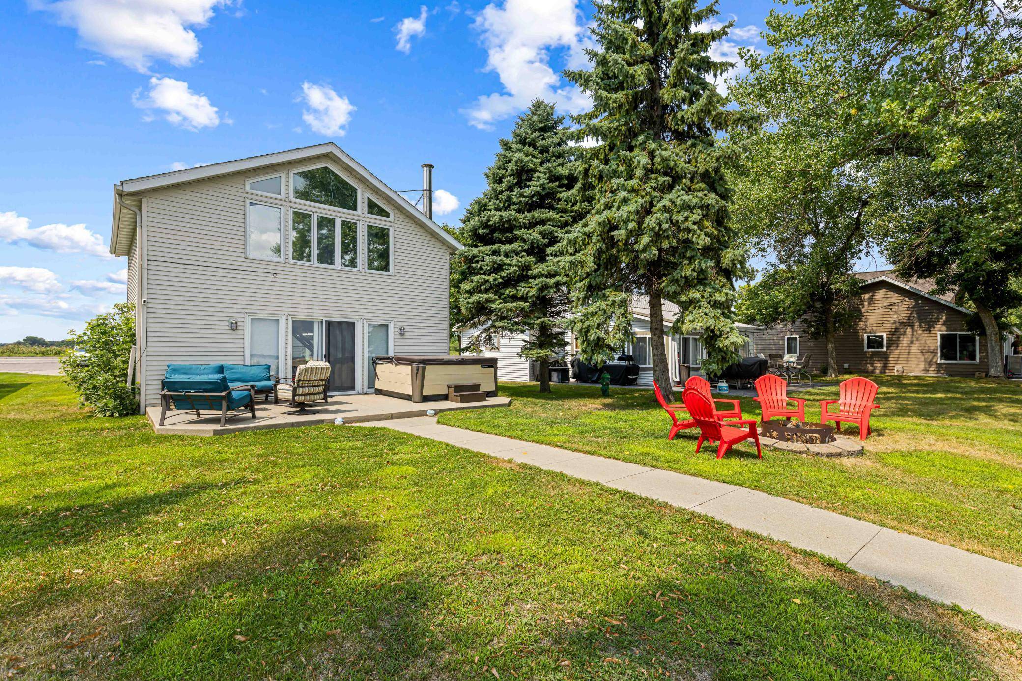 50884 County Highway 9, Pelican Rapids, MN 56572