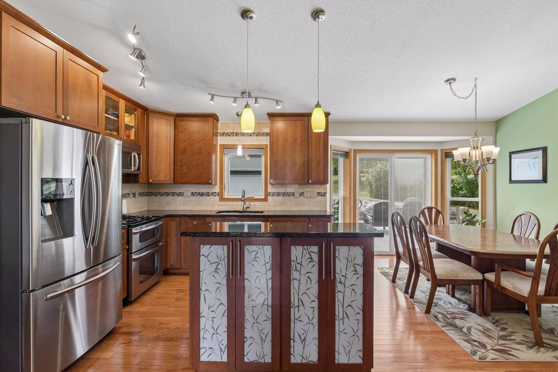 8255 Stillwater BLVD N, Lake Elmo, MN 55042