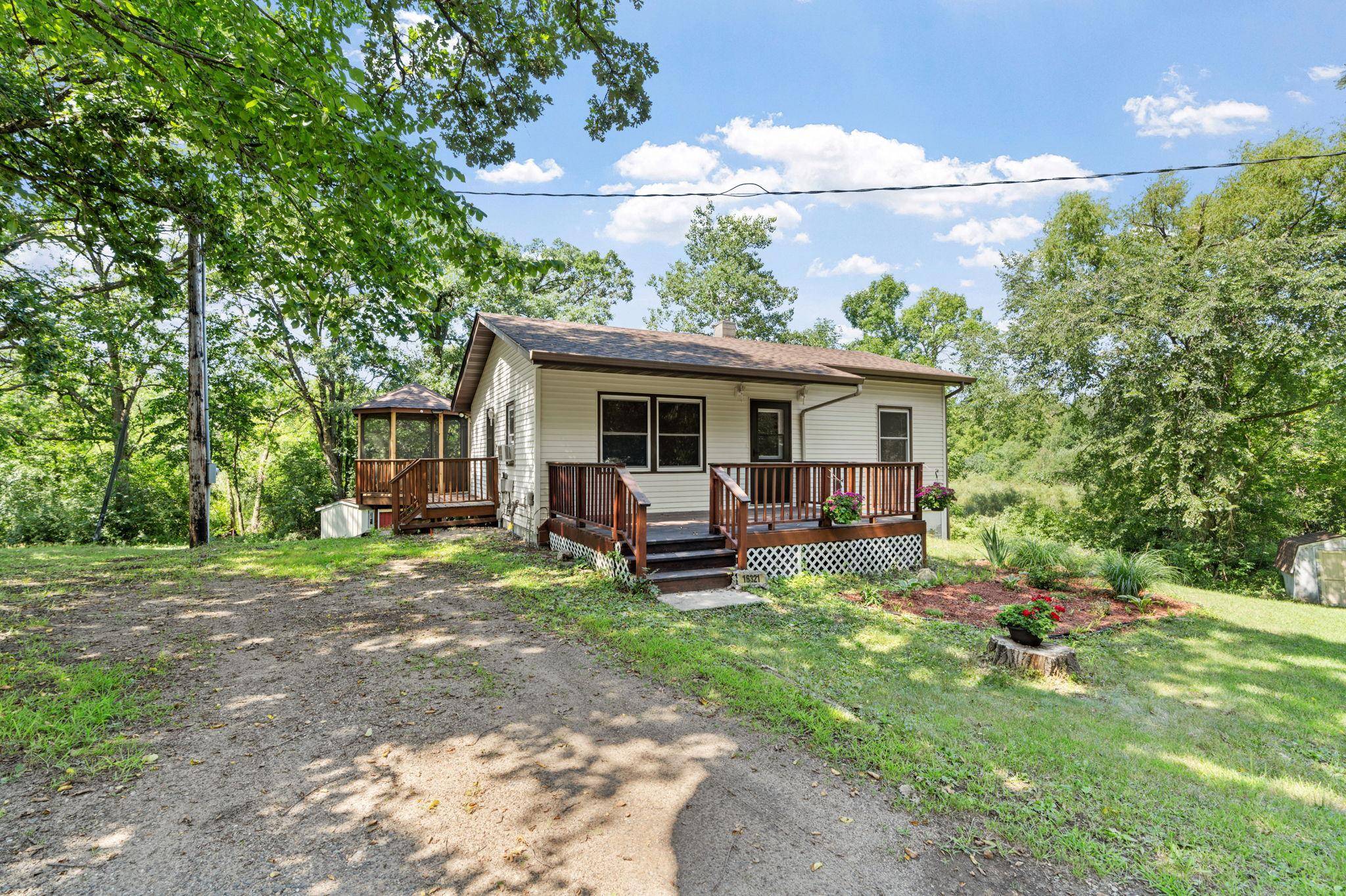 16321 Iresfeld AVE NW, Clearwater, MN 55320