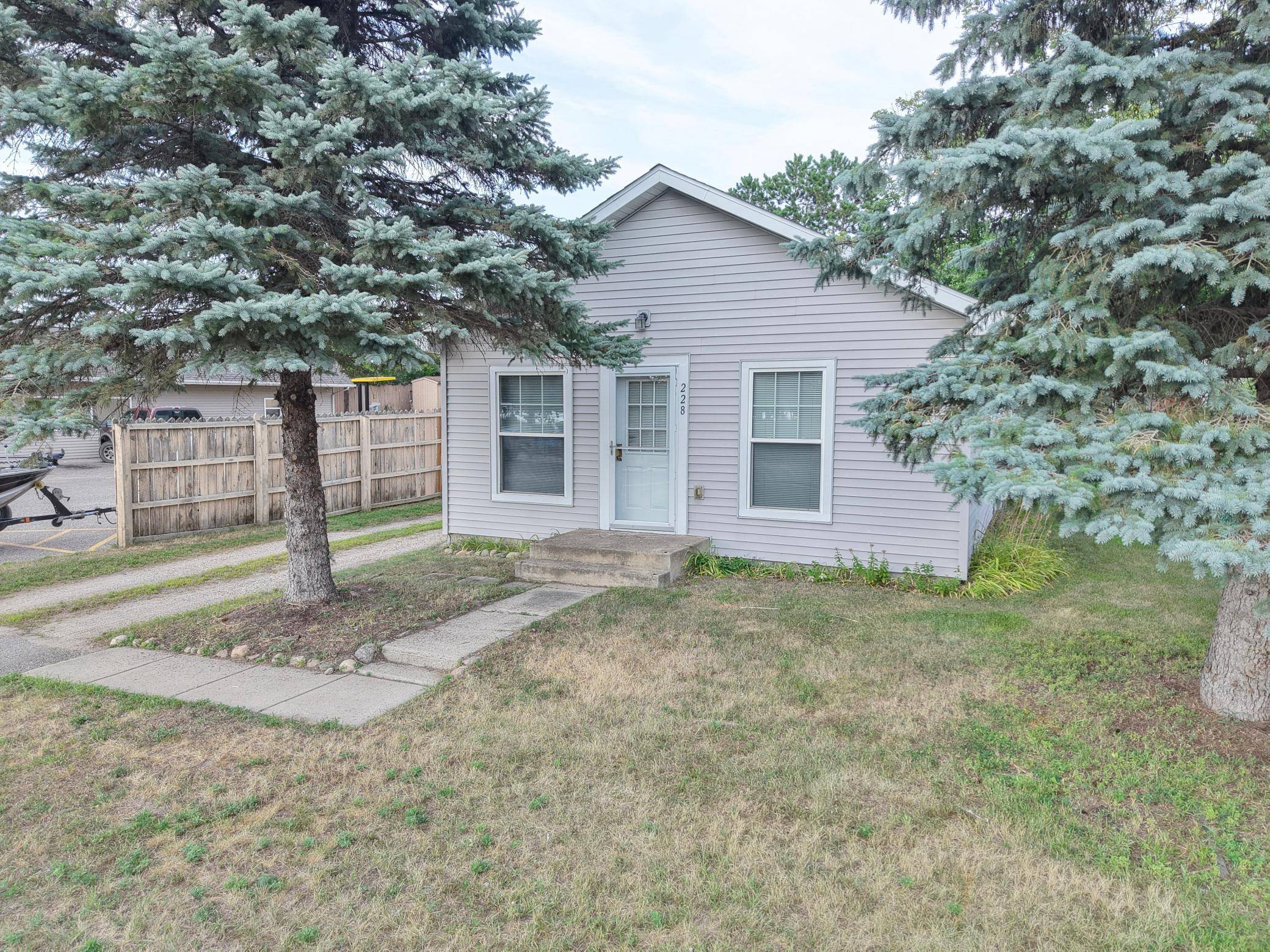 228 Aspen AVE SE, Menahga, MN 56464