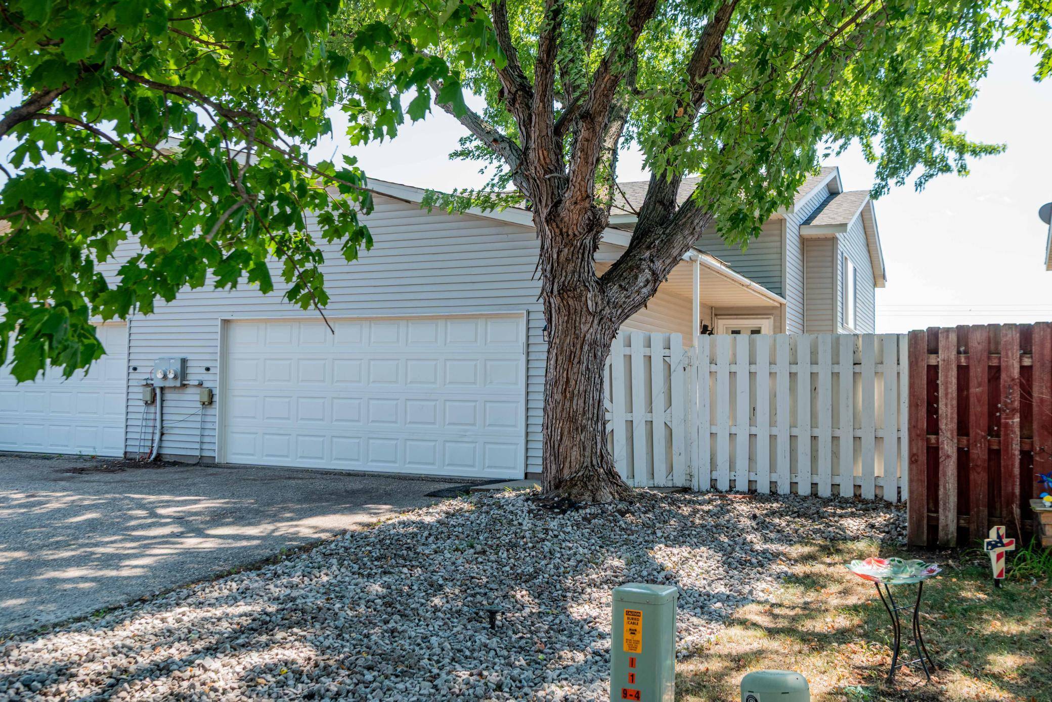 557 Kendall DR, Hastings, MN 55033