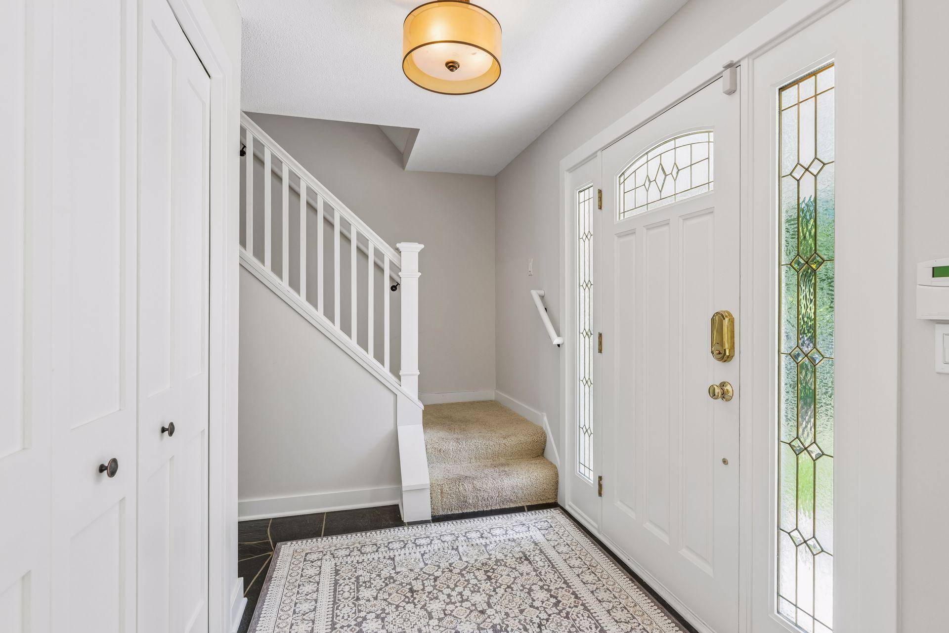 6016 Eden Prairie RD, Edina, MN 55436