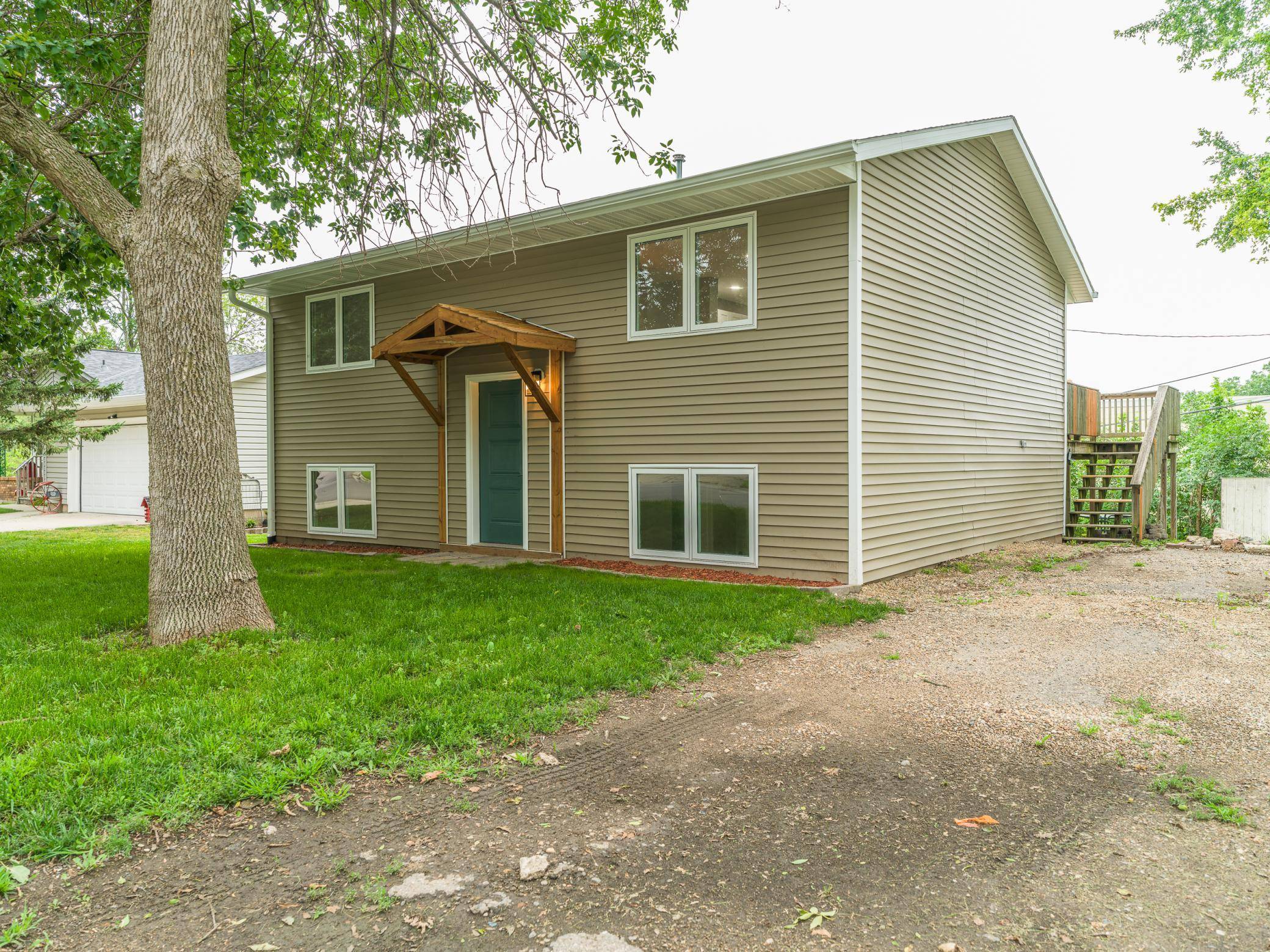 1208 Crestview RD, Albert Lea, MN 56007