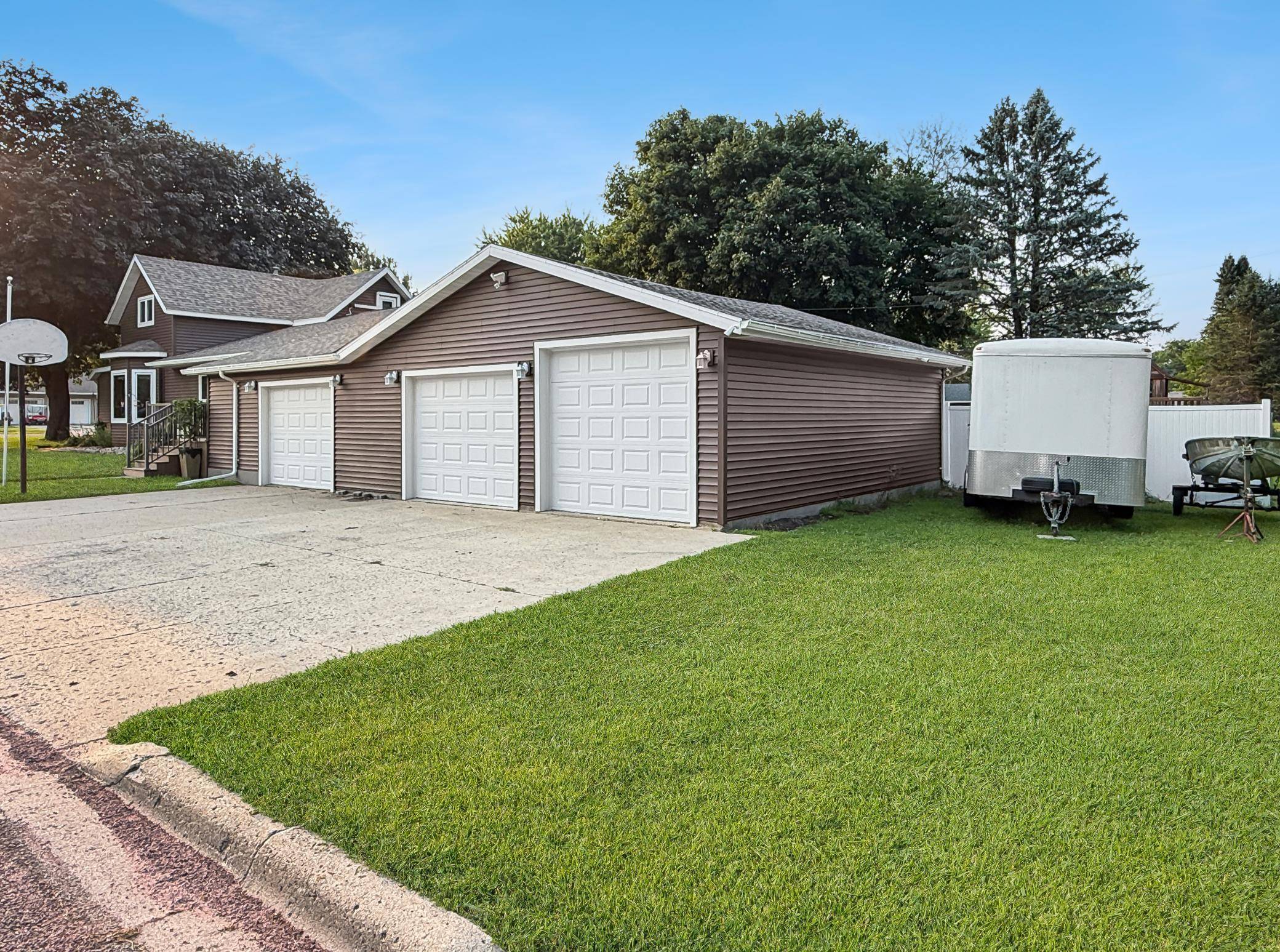509 S Lake ST, Sherburn, MN 56171