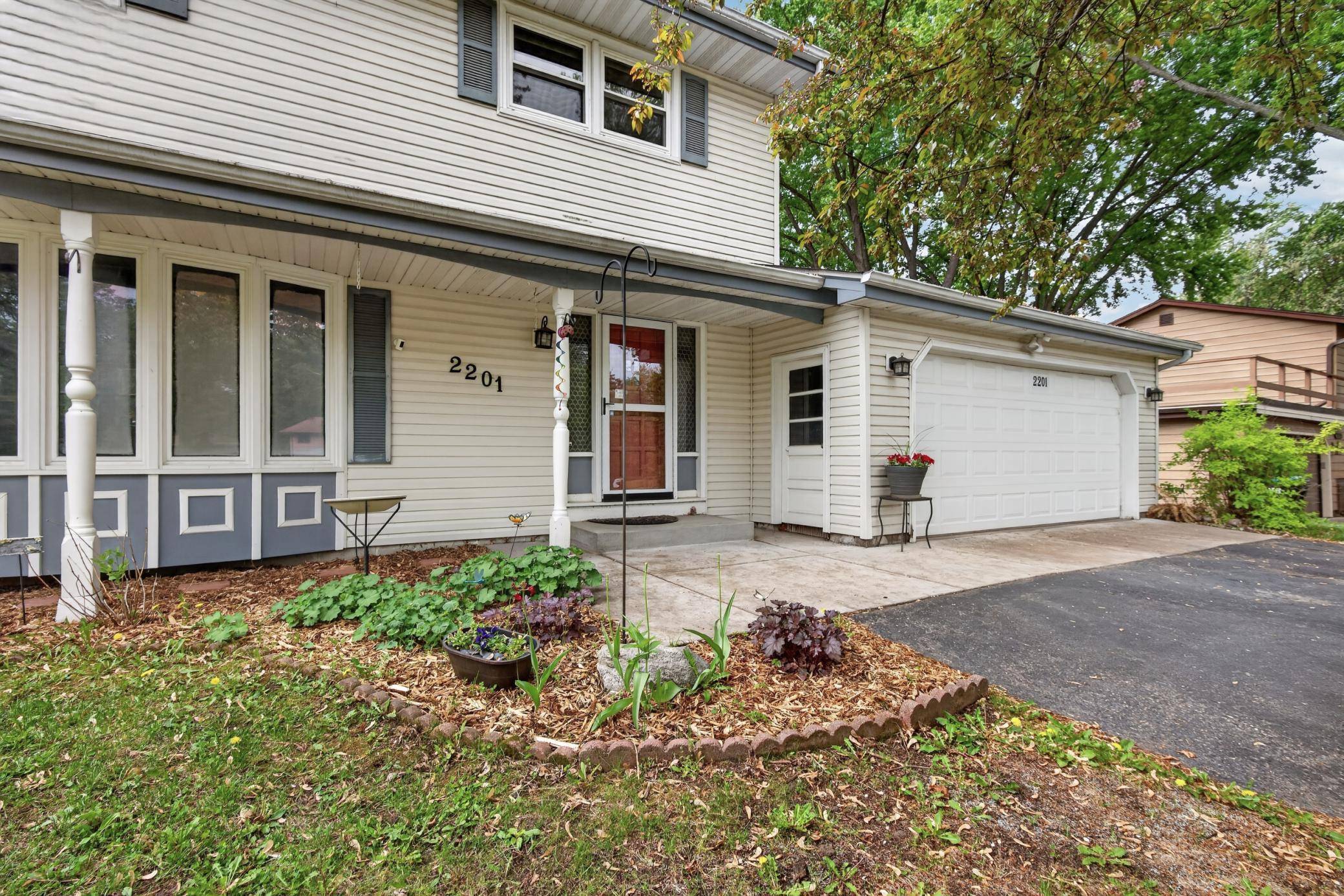 2201 Mounds AVE, New Brighton, MN 55112