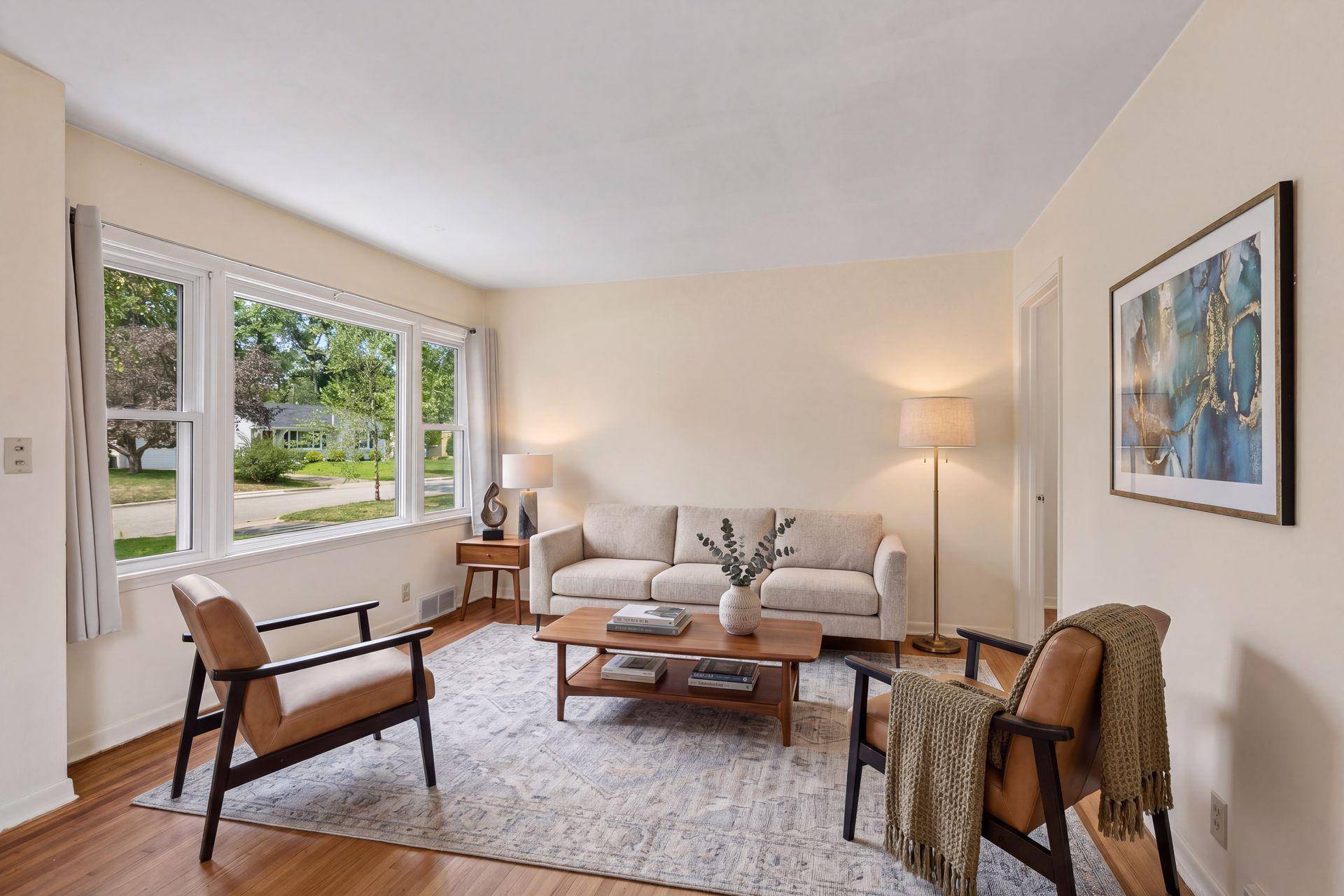 2933 Hillsboro AVE S, Saint Louis Park, MN 55426