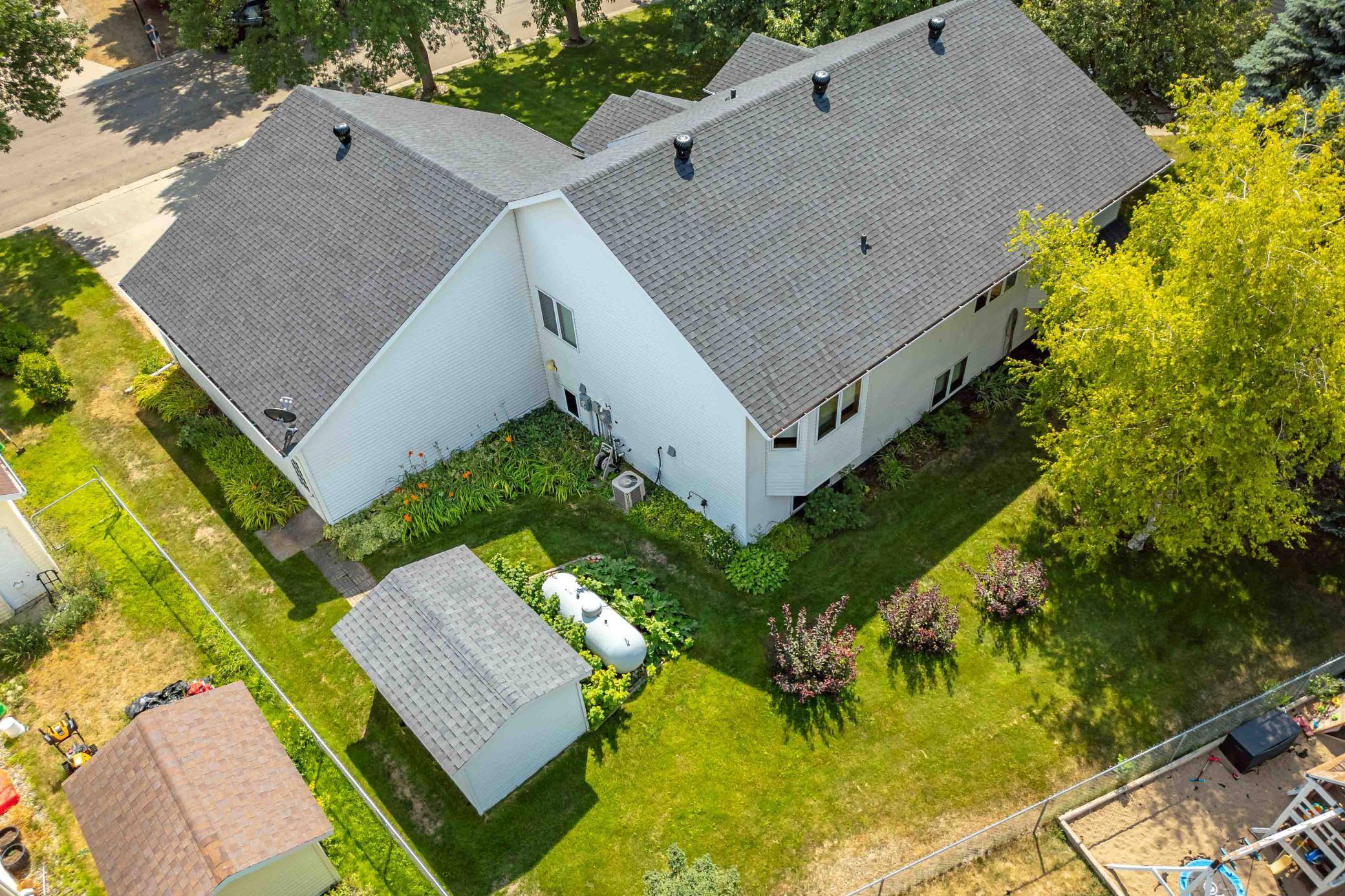 811 4th AVE NE, Barnesville, MN 56514