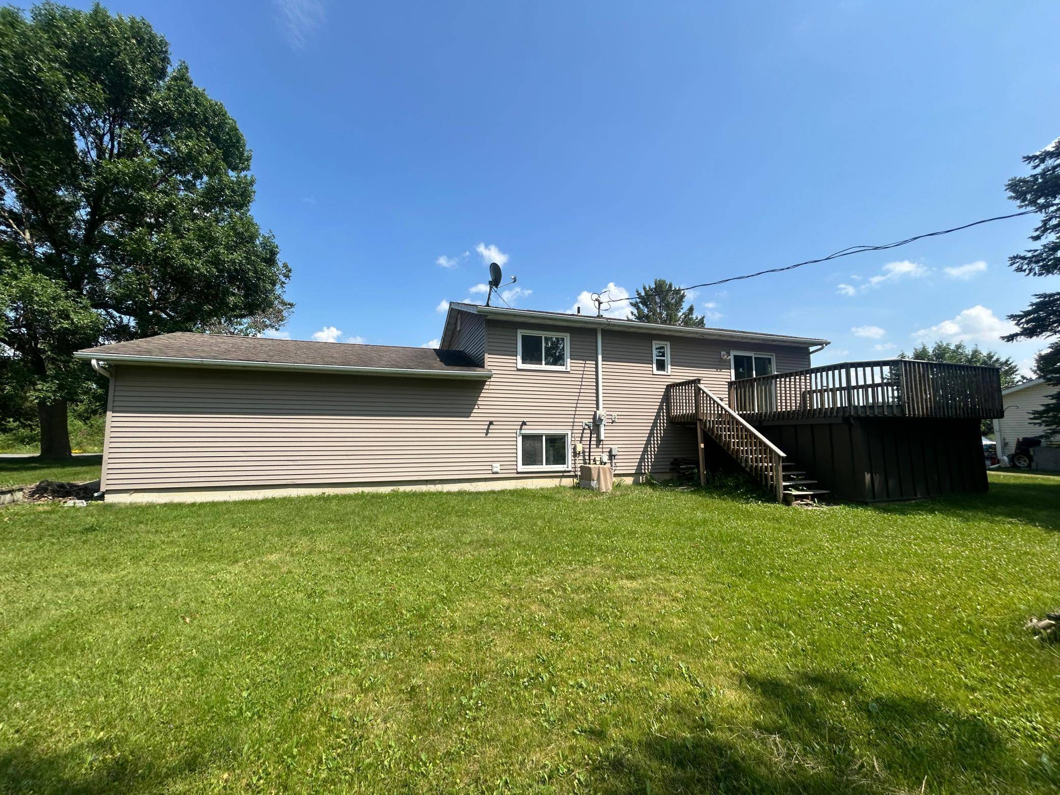 1324 Pelican LN, Detroit Lakes, MN 56501