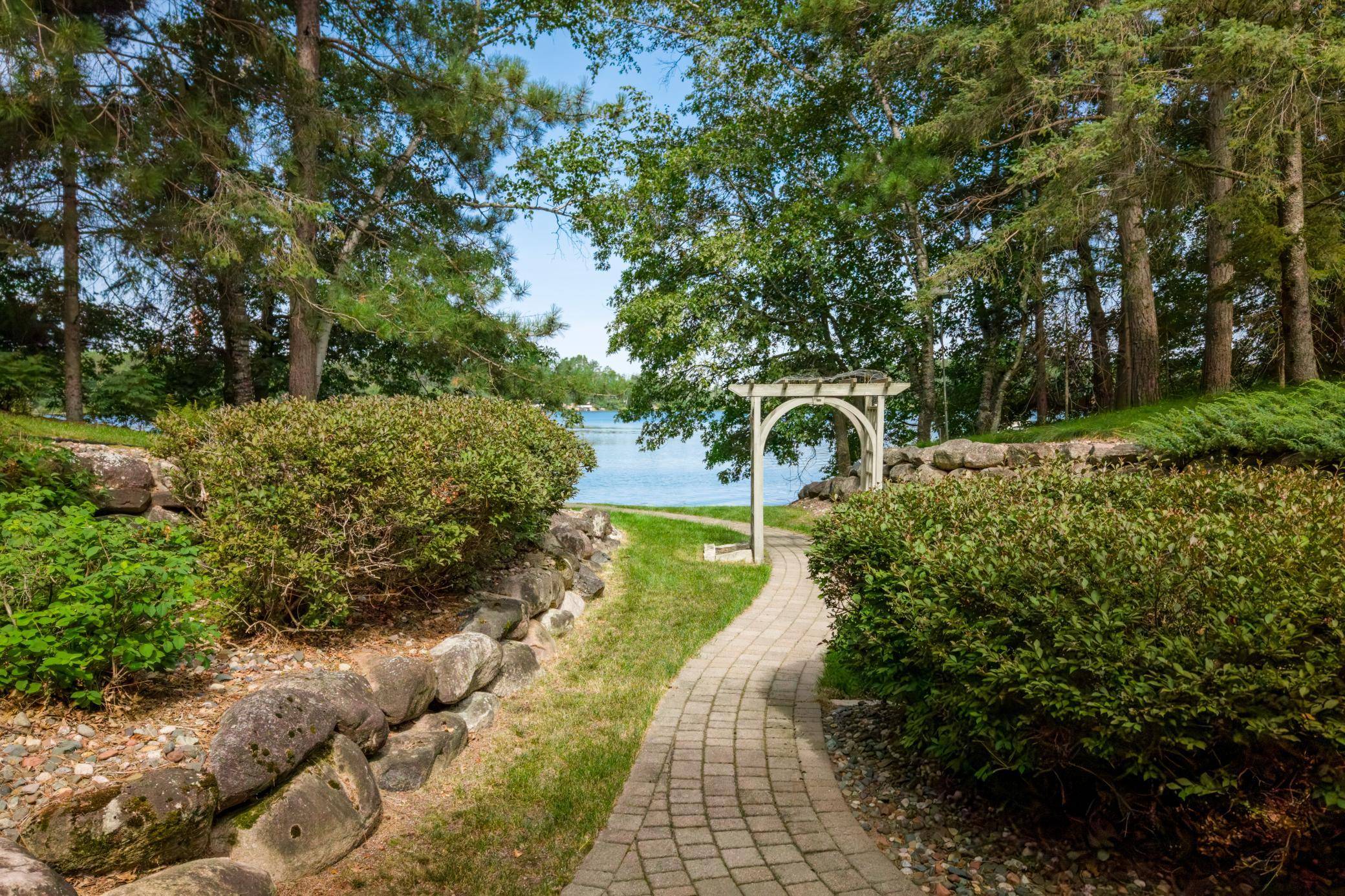 36289 Bonnie Lakes RD, Crosslake, MN 56442
