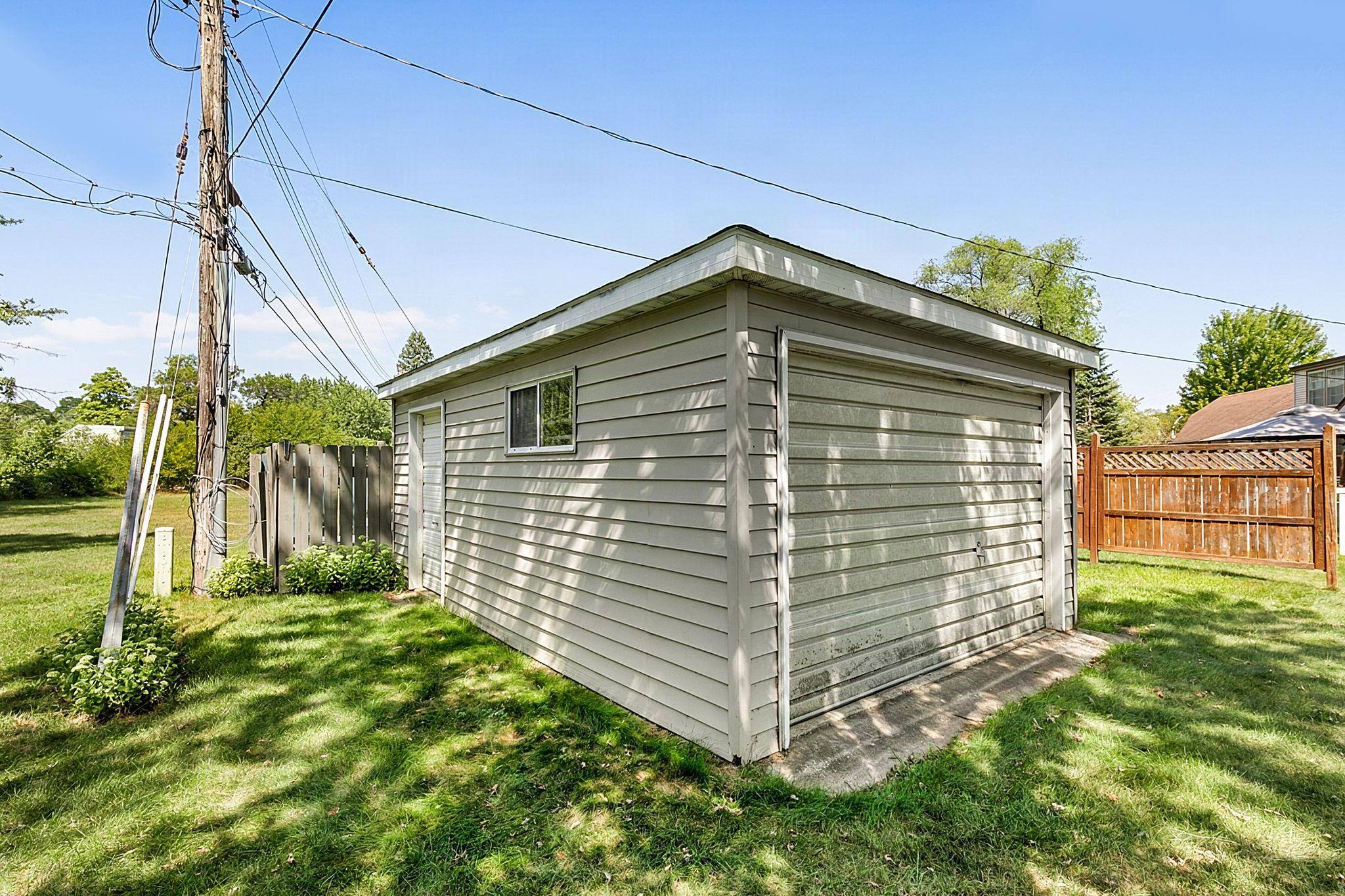 21 Traverse RD, Saint Cloud, MN 56301