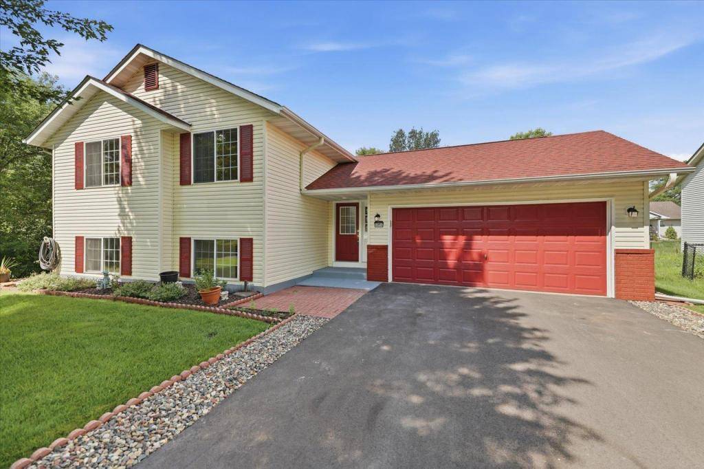 4894 190th ST W, Farmington, MN 55024