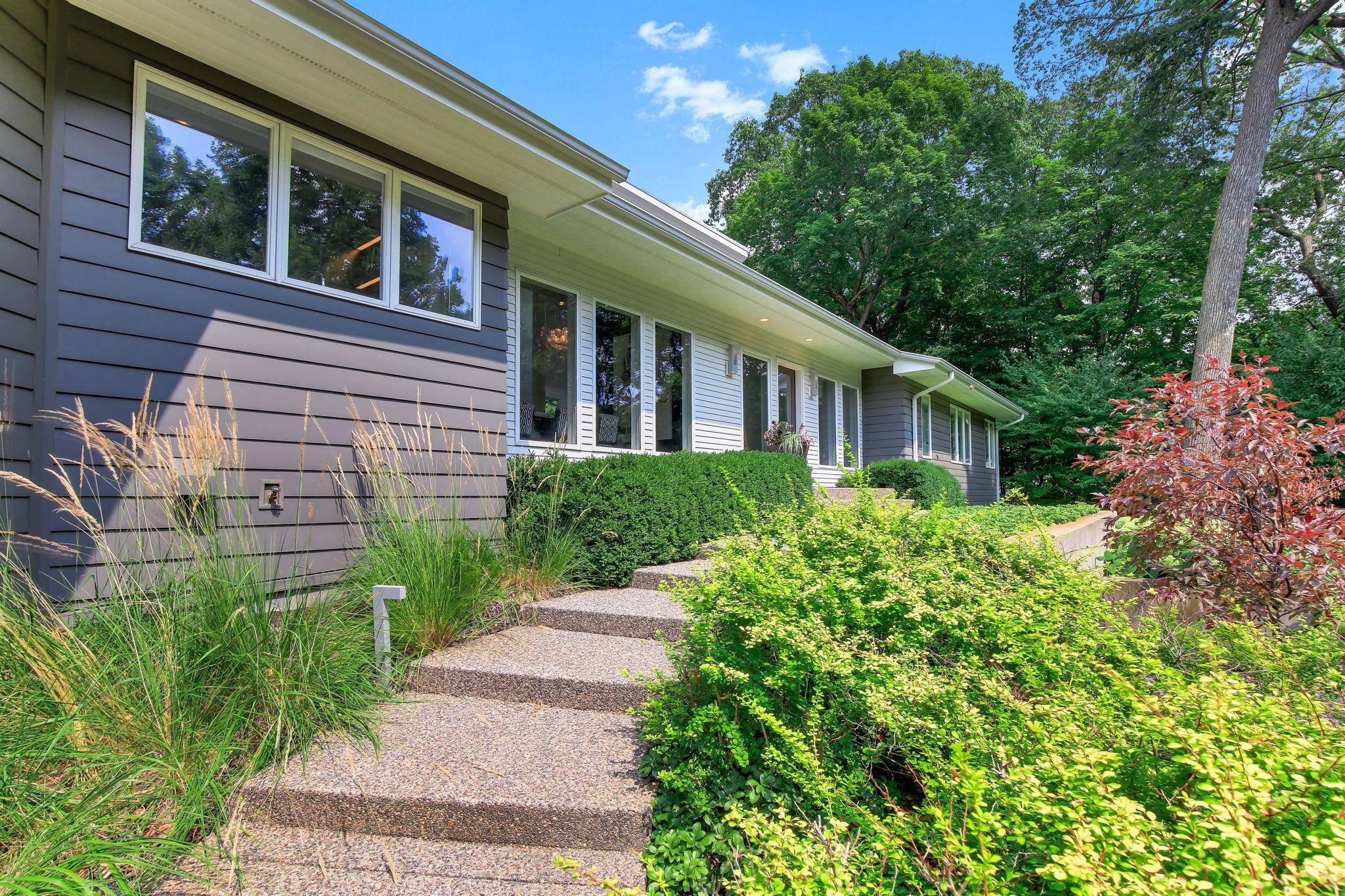 20650 Bayview CT, Excelsior, MN 55331