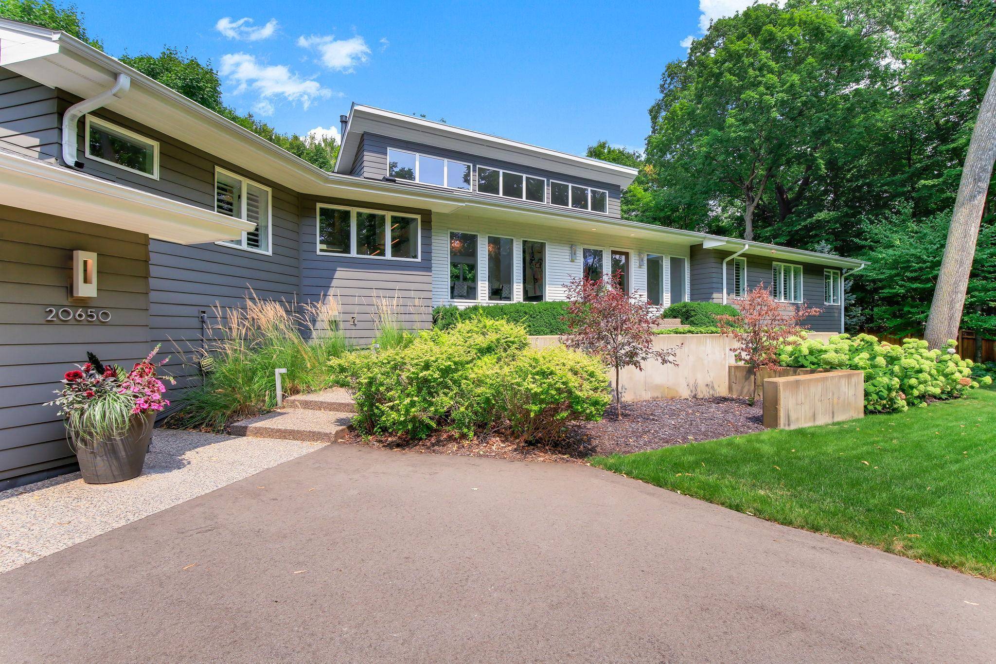 20650 Bayview CT, Excelsior, MN 55331