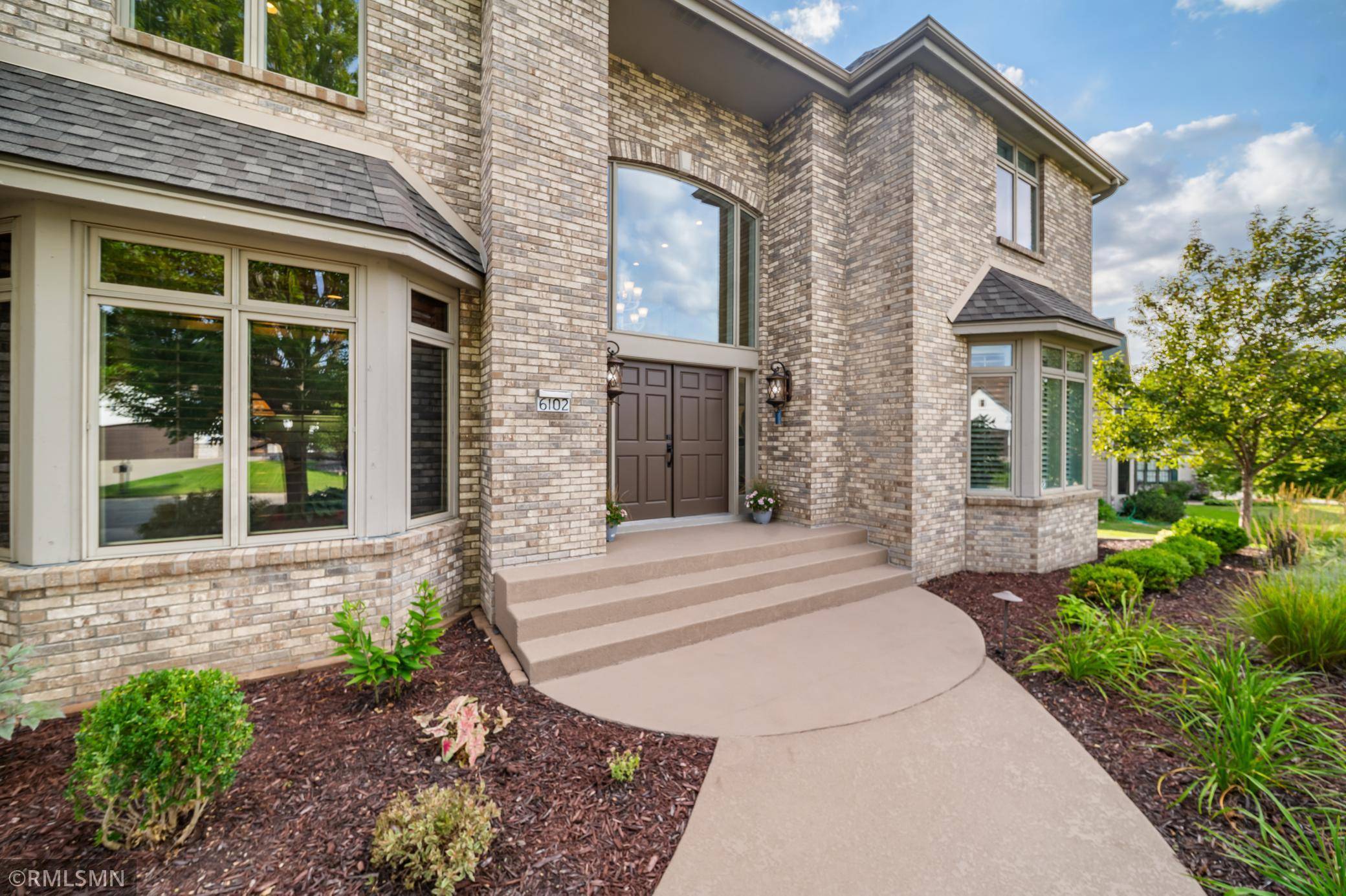 6102 Creek Ridge CT, Minnetonka, MN 55345