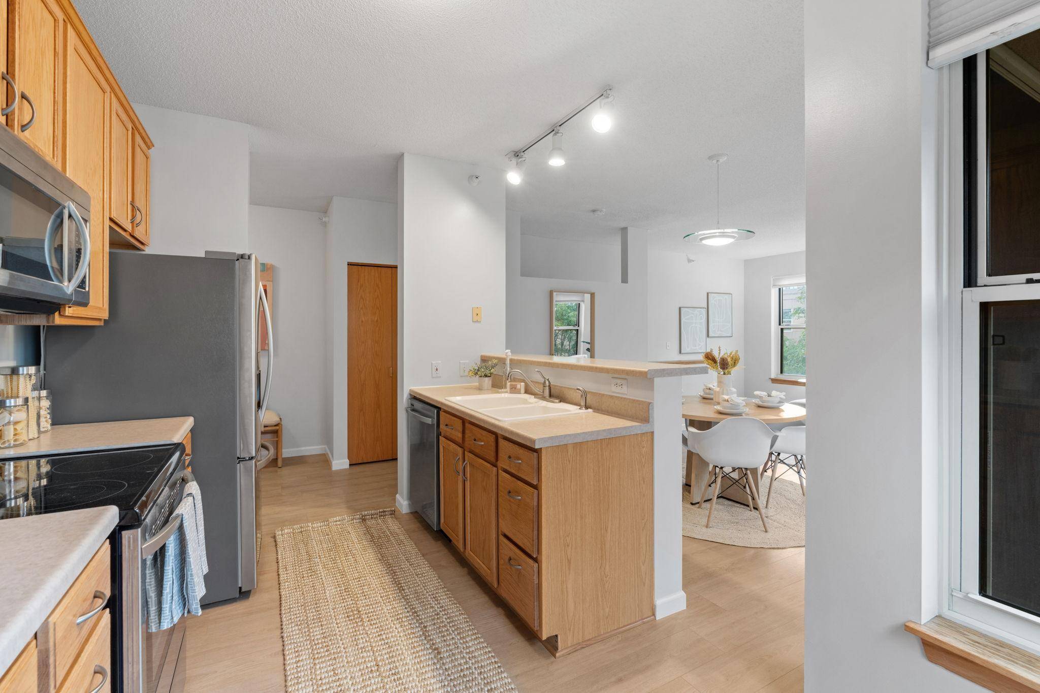 580 N 2nd ST #406, Minneapolis, MN 55401