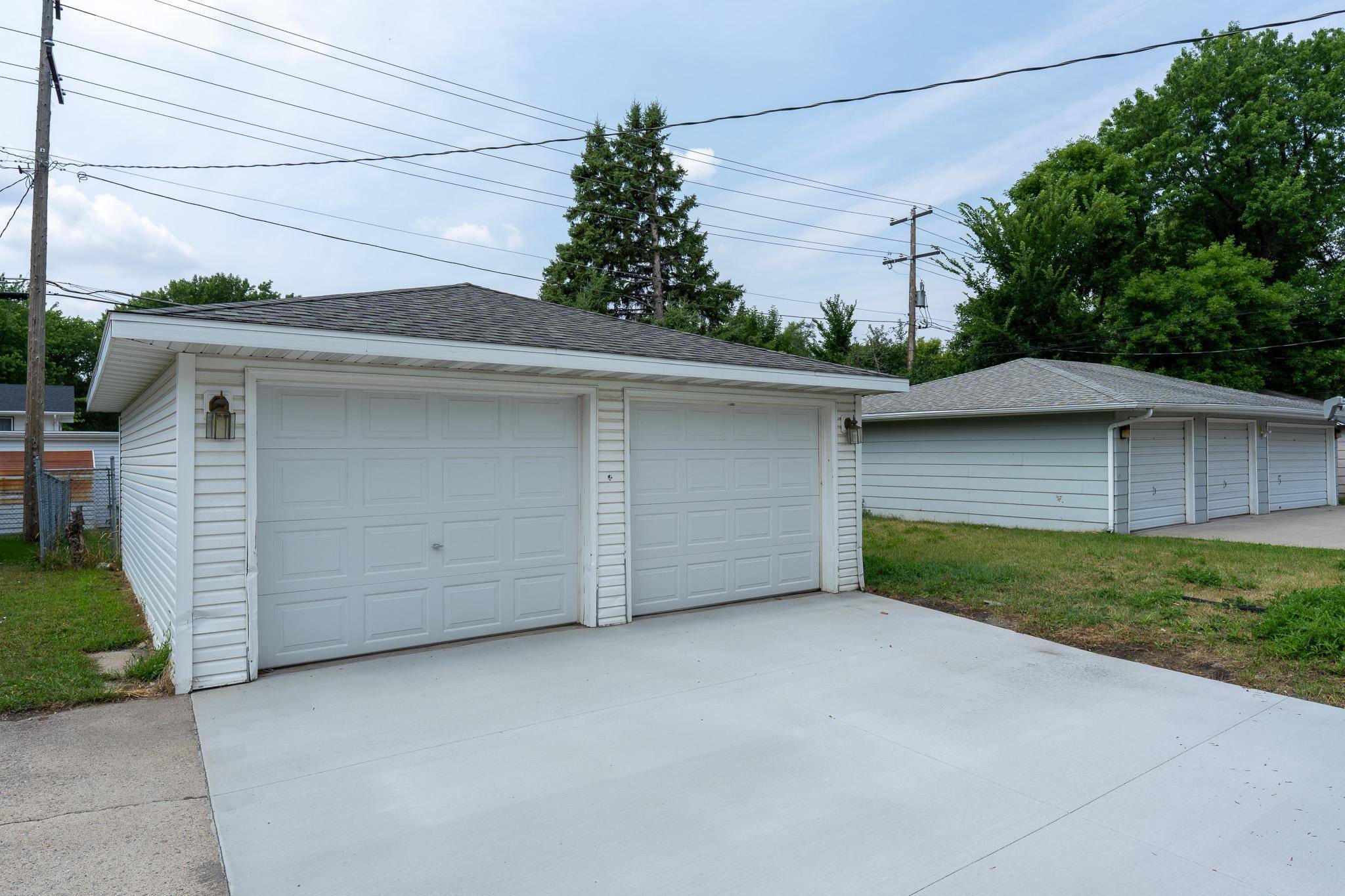 1429 & 1431 16 1/2 ST S, Fargo, ND 58103