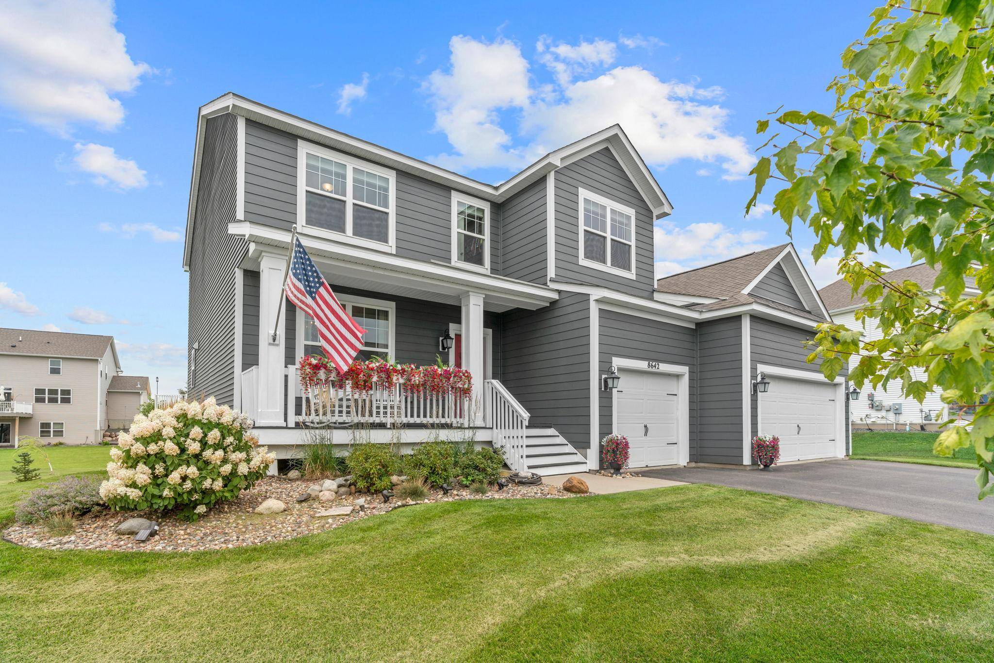 8642 189th ST W, Lakeville, MN 55044