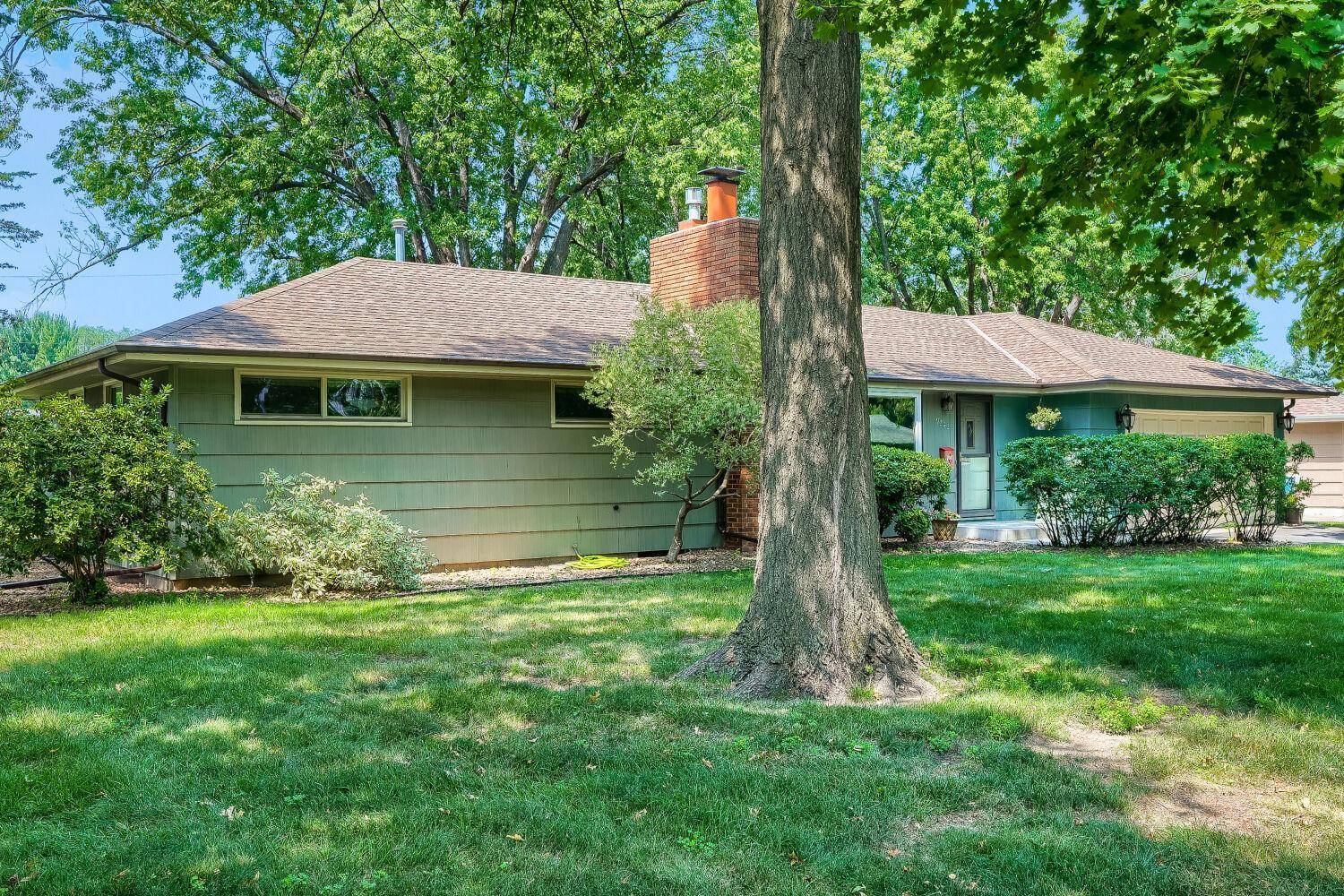 9242 15th AVE S, Bloomington, MN 55425