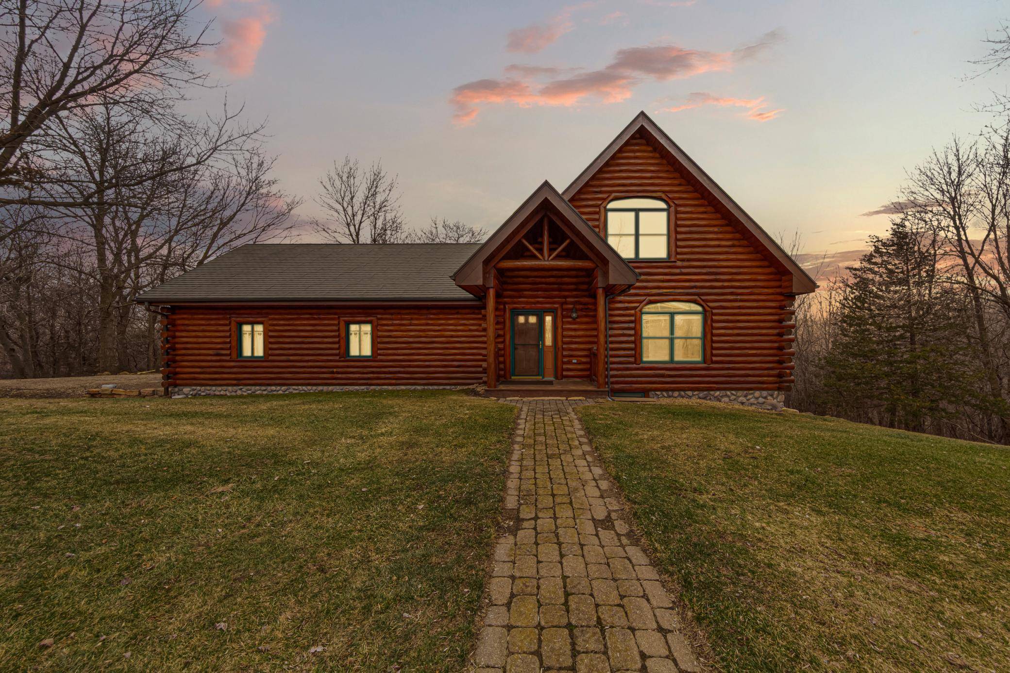 12782 218th ST W, Waterville, MN 56096