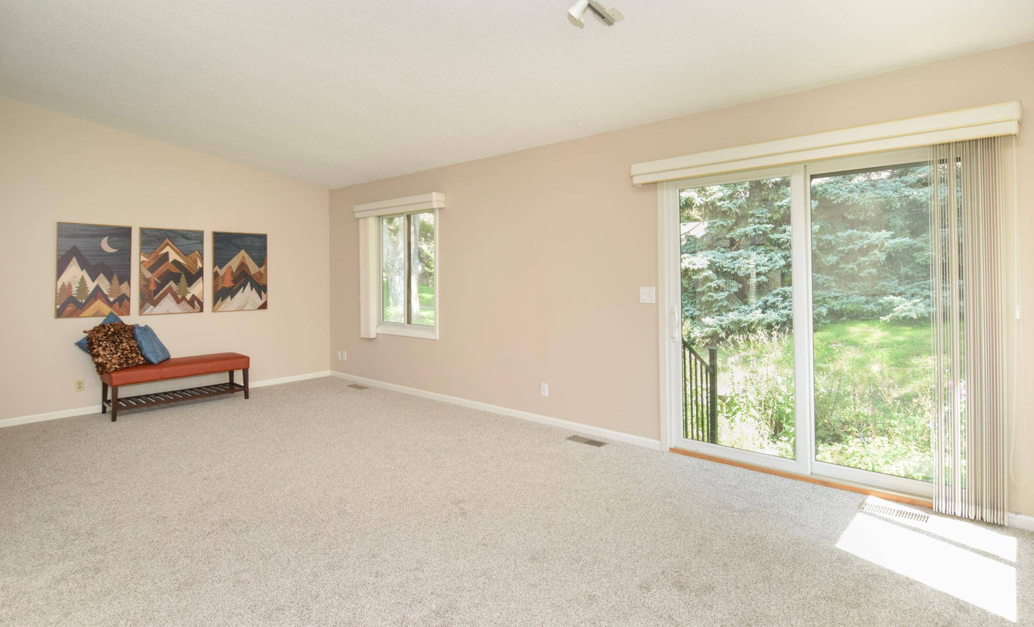 4406 Arden View CT, Arden Hills, MN 55112