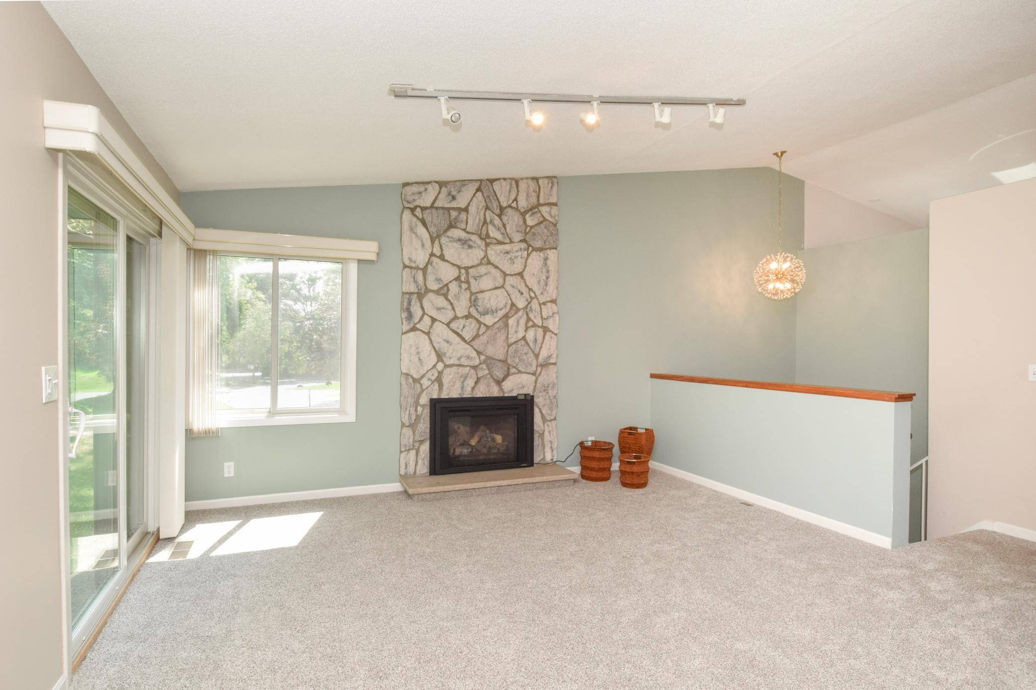 4406 Arden View CT, Arden Hills, MN 55112