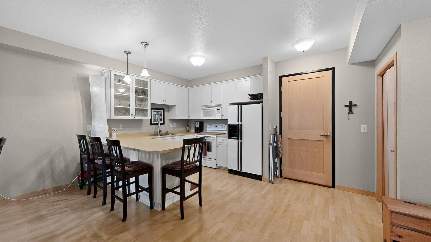 1401 N Lakeshore DR #206, Lake City, MN 55041