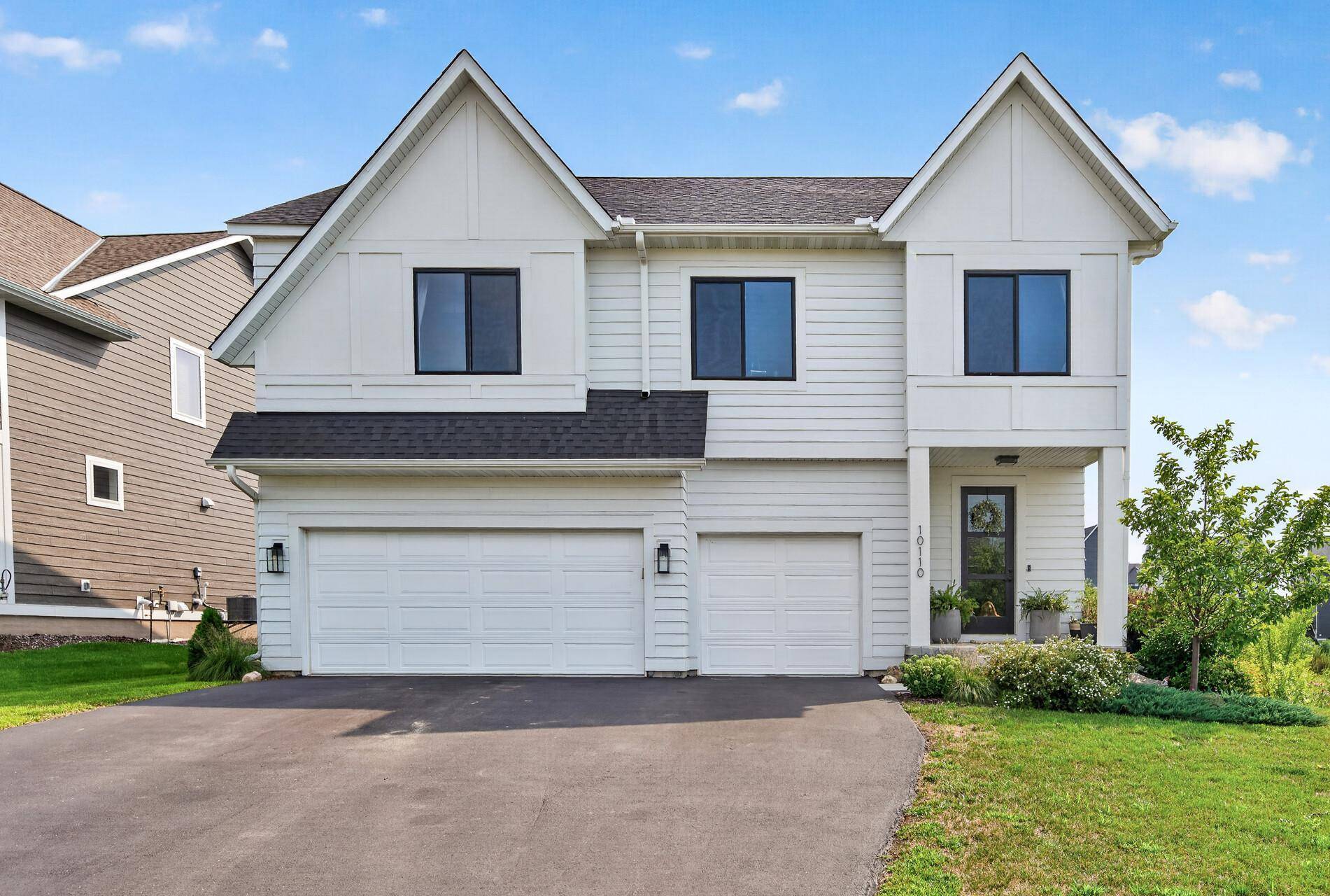 10110 Harvest TRL, Victoria, MN 55318