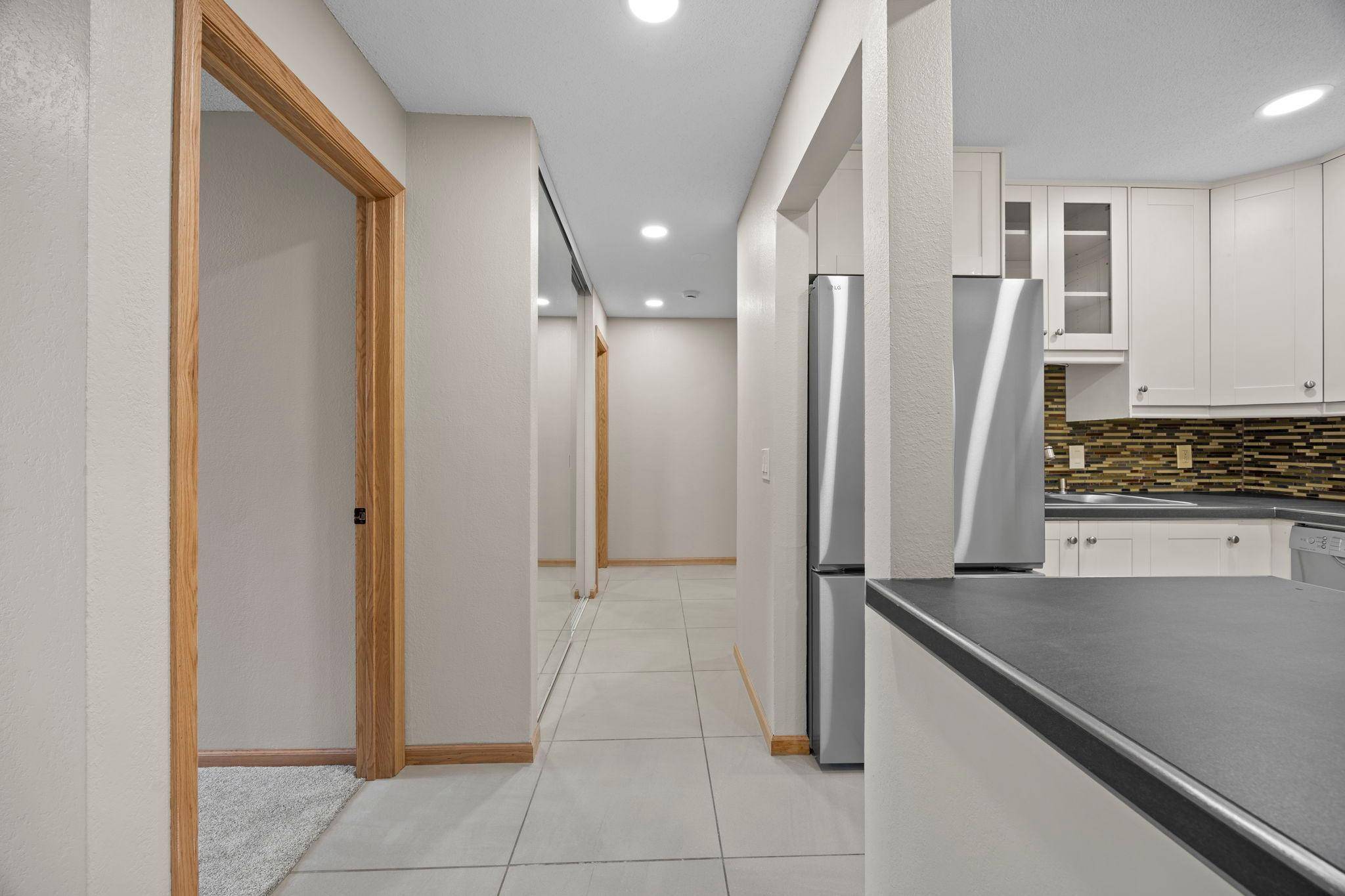3420 Golfview DR #123, Eagan, MN 55123