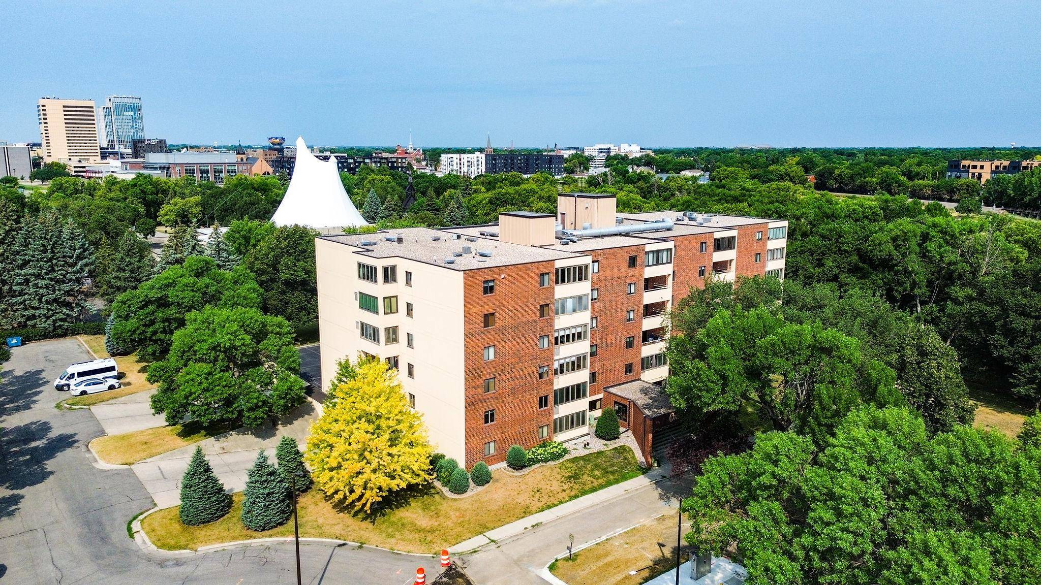 105 3rd ST N #201, Moorhead, MN 56560