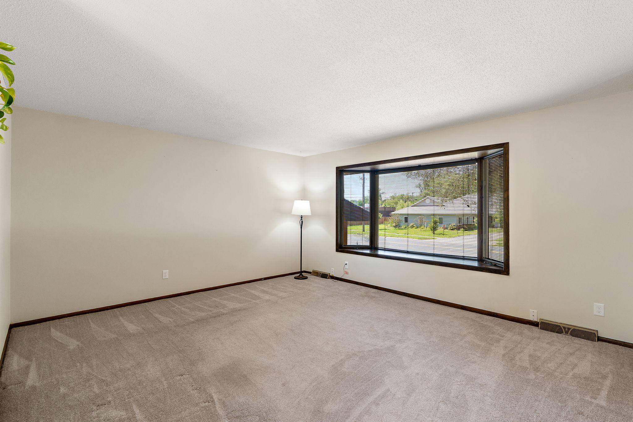 7716 Humboldt AVE N, Brooklyn Park, MN 55444