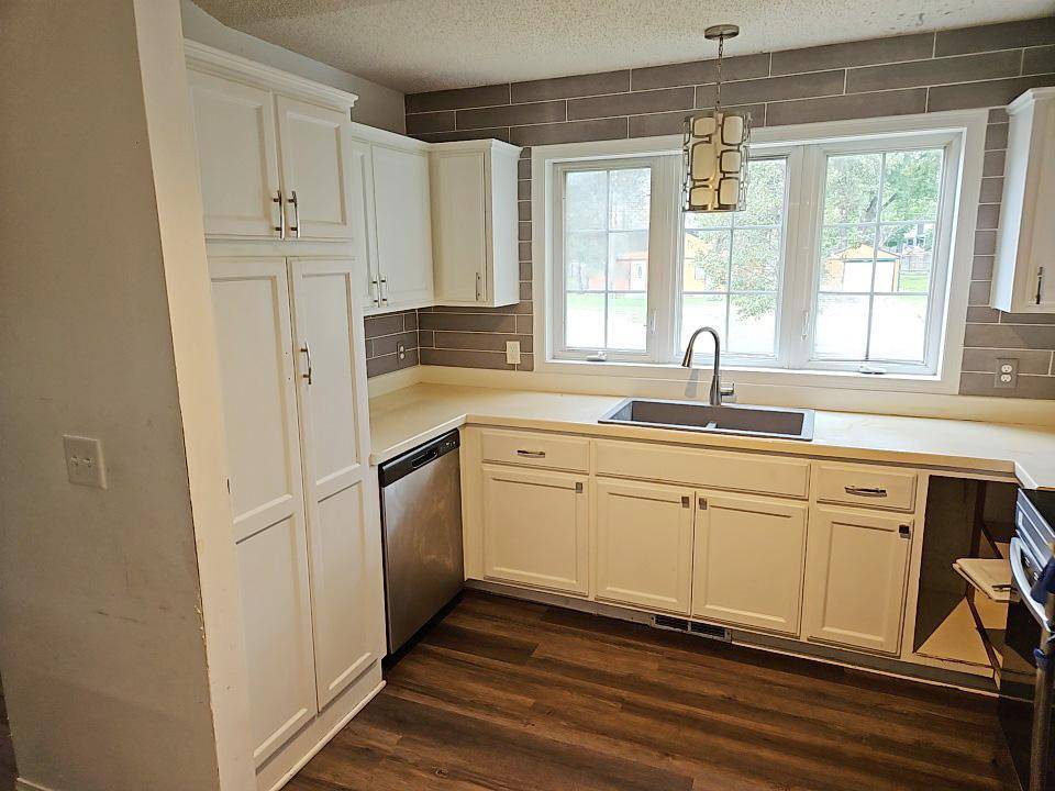388 107th LN NW, Coon Rapids, MN 55448