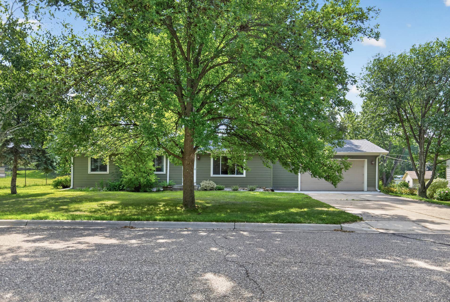 1105 W 155th ST, Burnsville, MN 55306