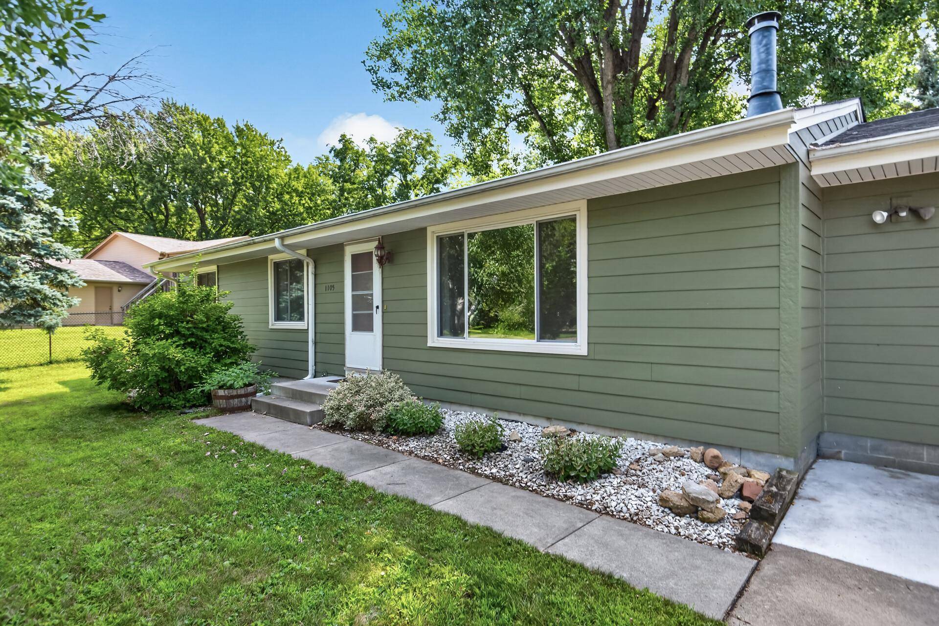 1105 W 155th ST, Burnsville, MN 55306