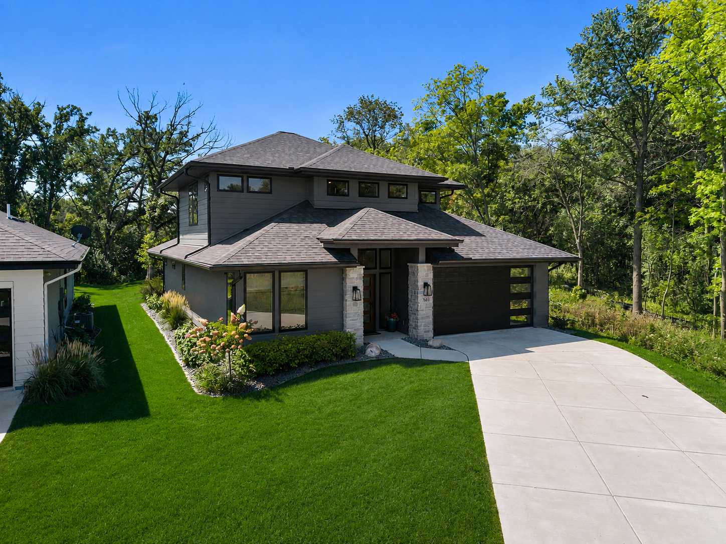 7841 146th TER, Savage, MN 55378