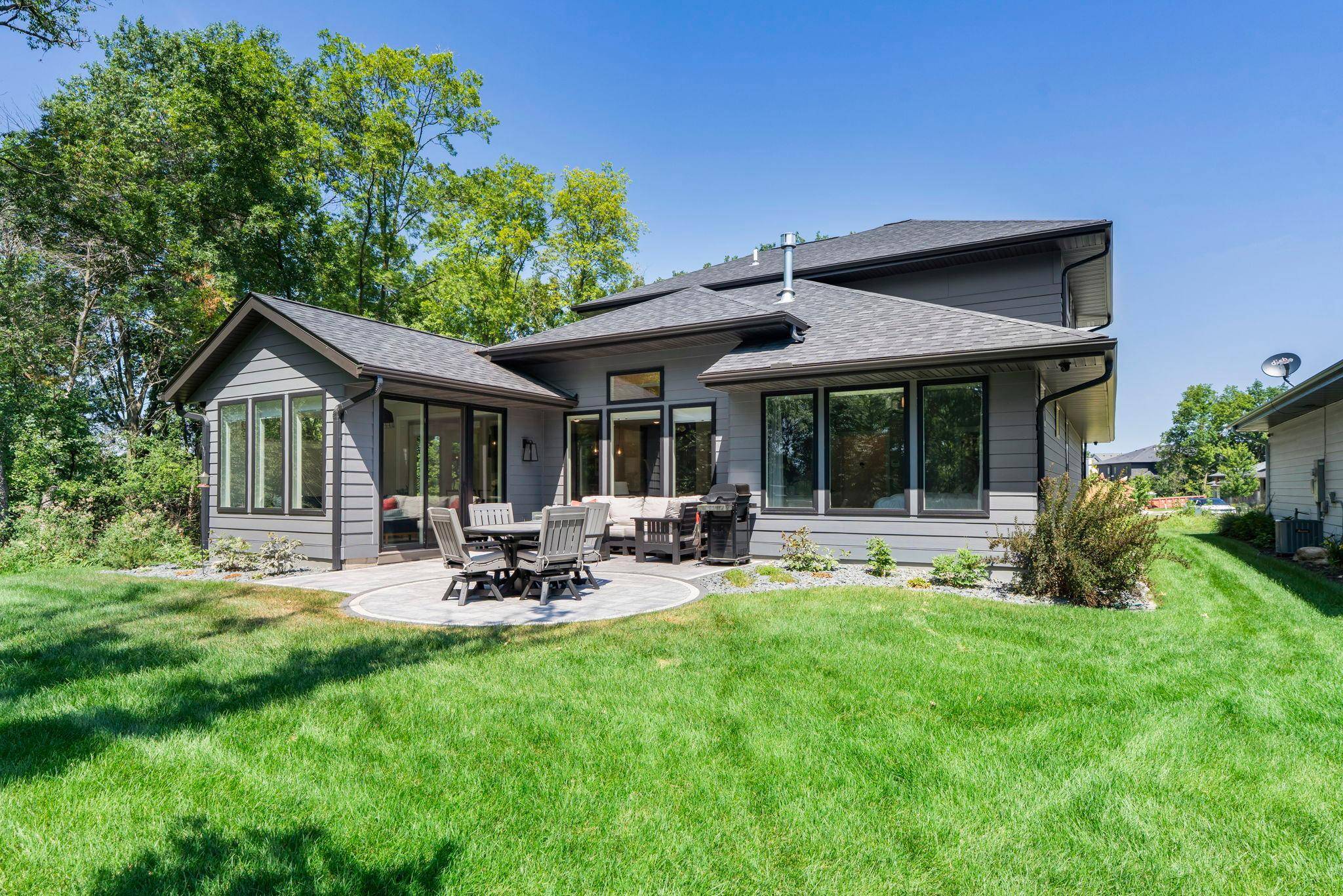 7841 146th TER, Savage, MN 55378