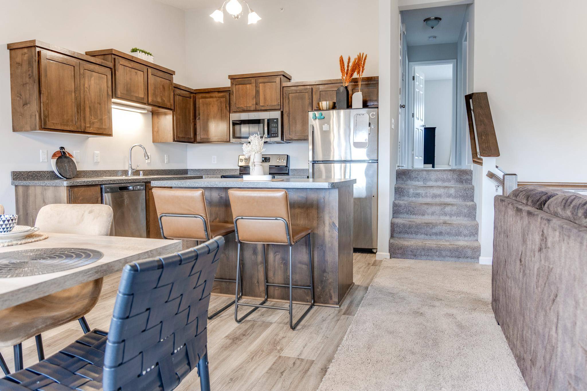 8656 Gateway CIR, Monticello, MN 55362