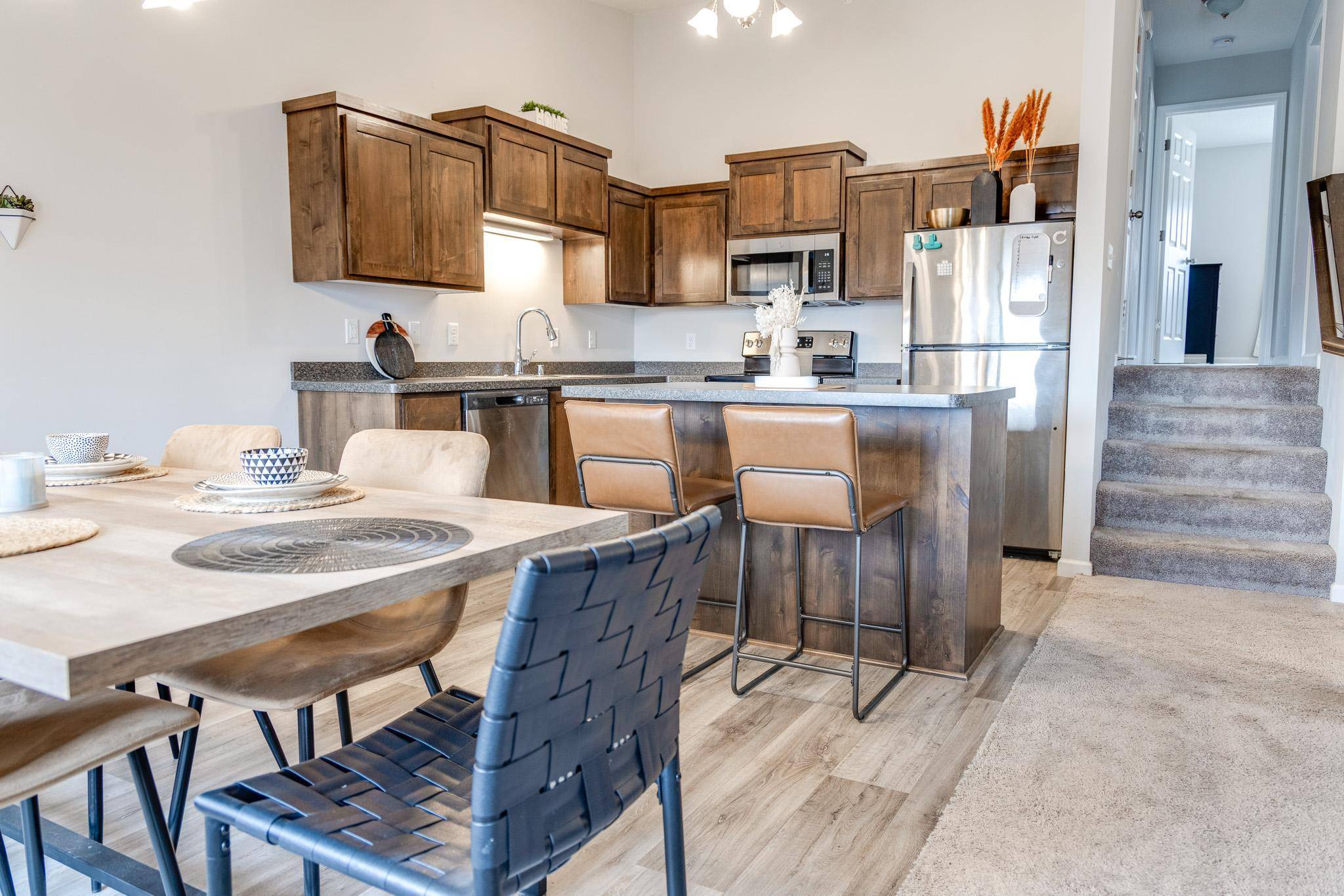 8656 Gateway CIR, Monticello, MN 55362
