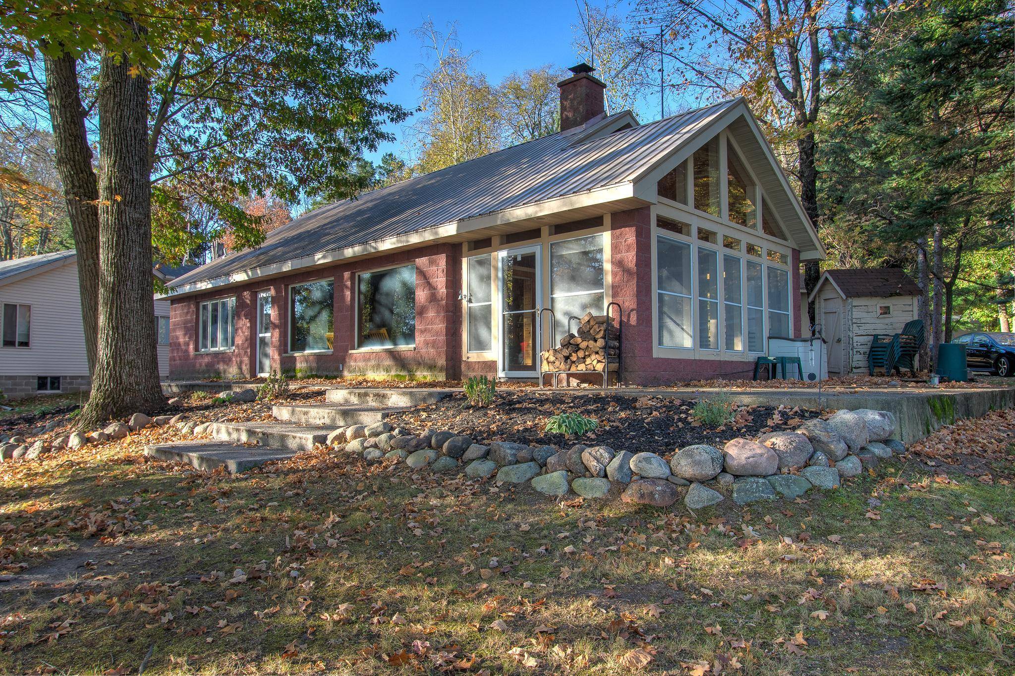 2097 Peninsula DR, Mora, MN 55051