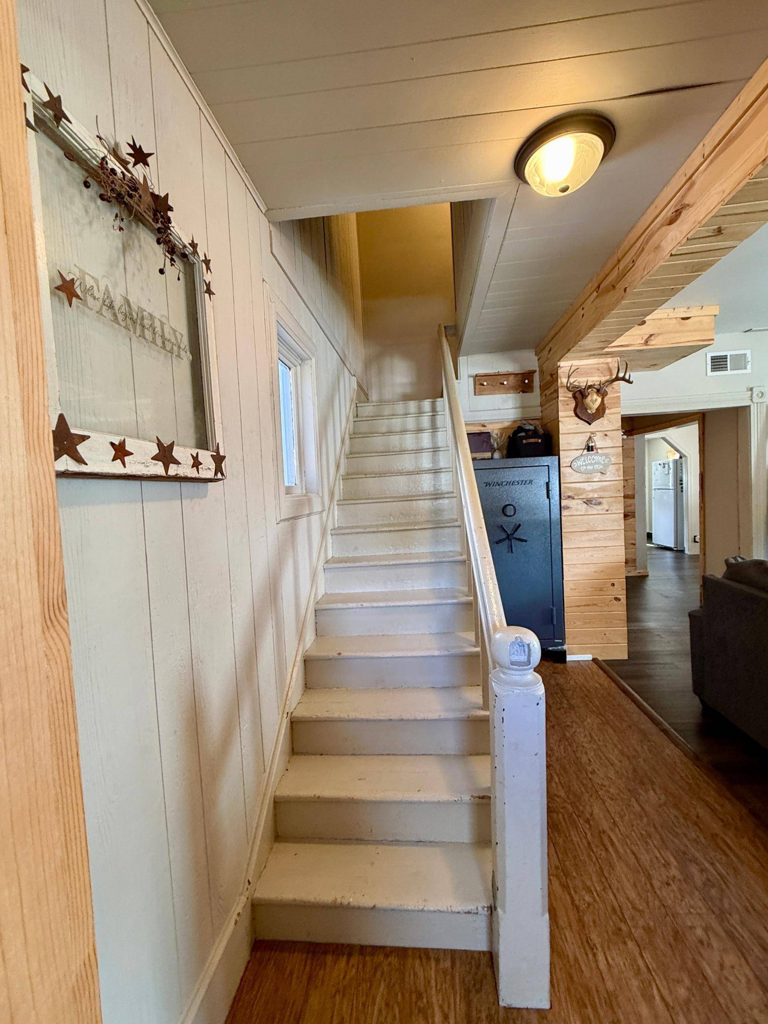 508 4th ST NE, Little Falls, MN 56345
