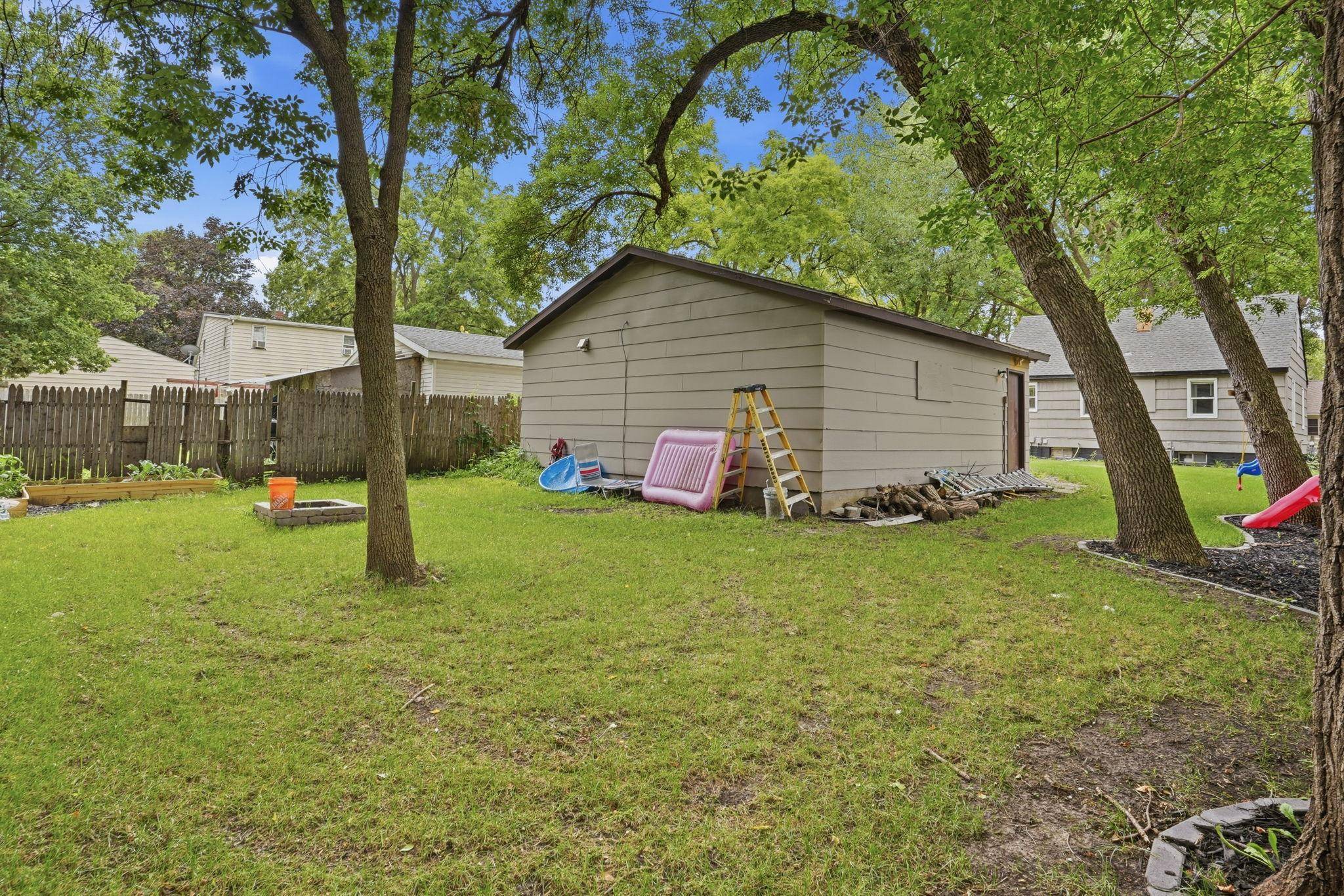 615 16th ST SW, Willmar, MN 56201