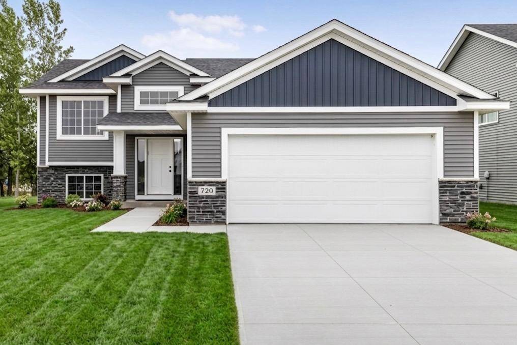 720 Margaret LN NE, Isanti, MN 55040