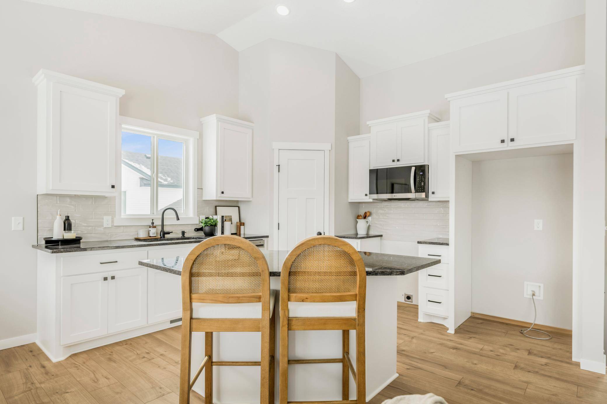 718 Margaret AVE NE, Isanti, MN 55040