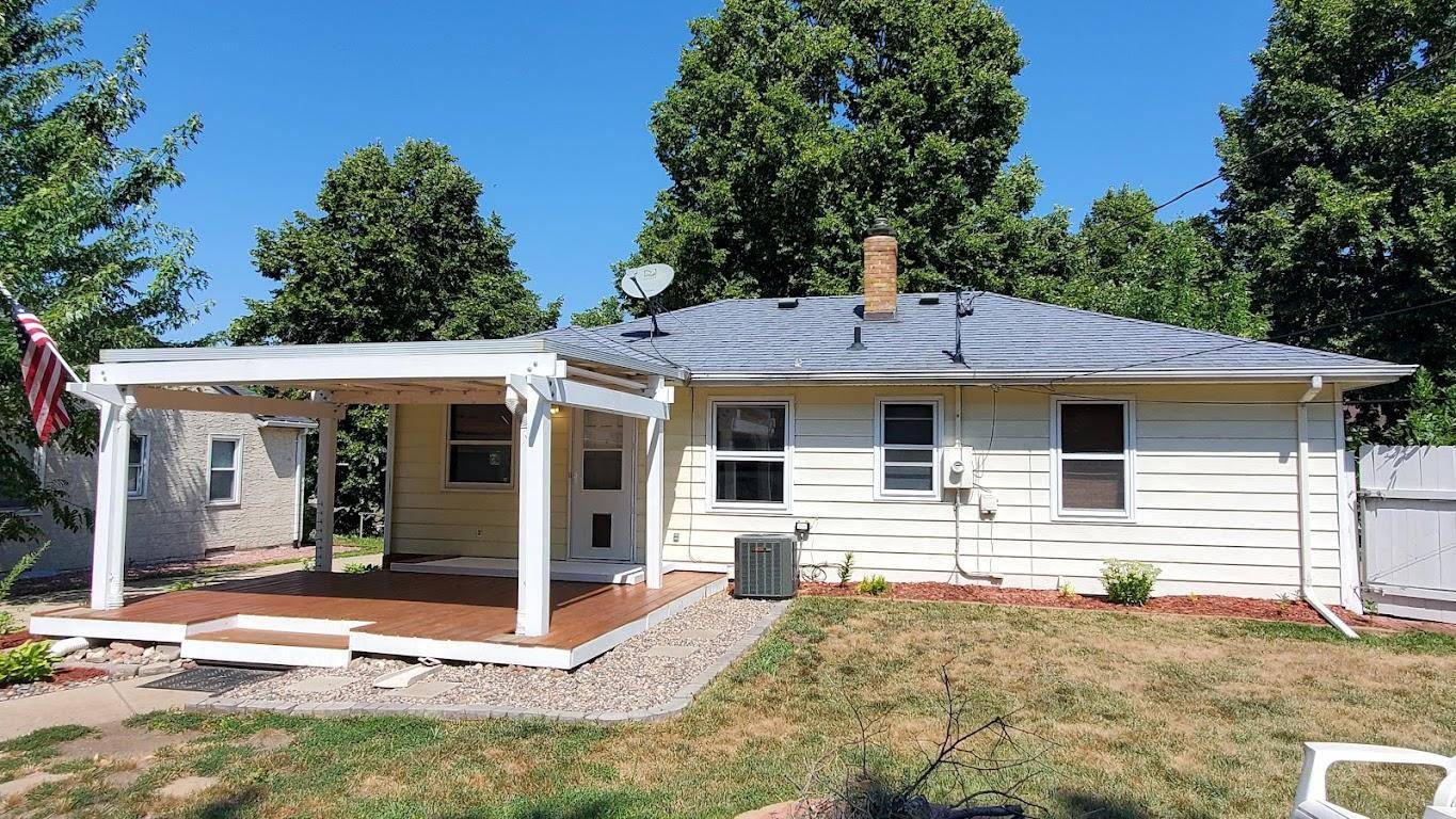 1696 Conway ST, Saint Paul, MN 55106