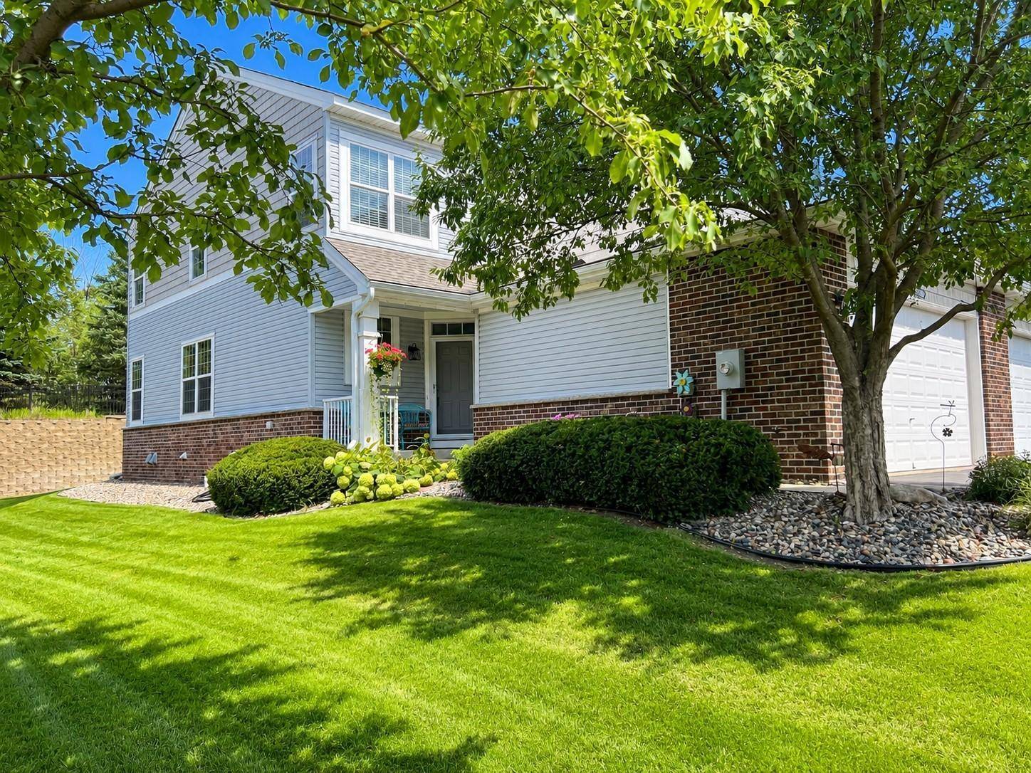 18060 Kindred CT, Lakeville, MN 55044